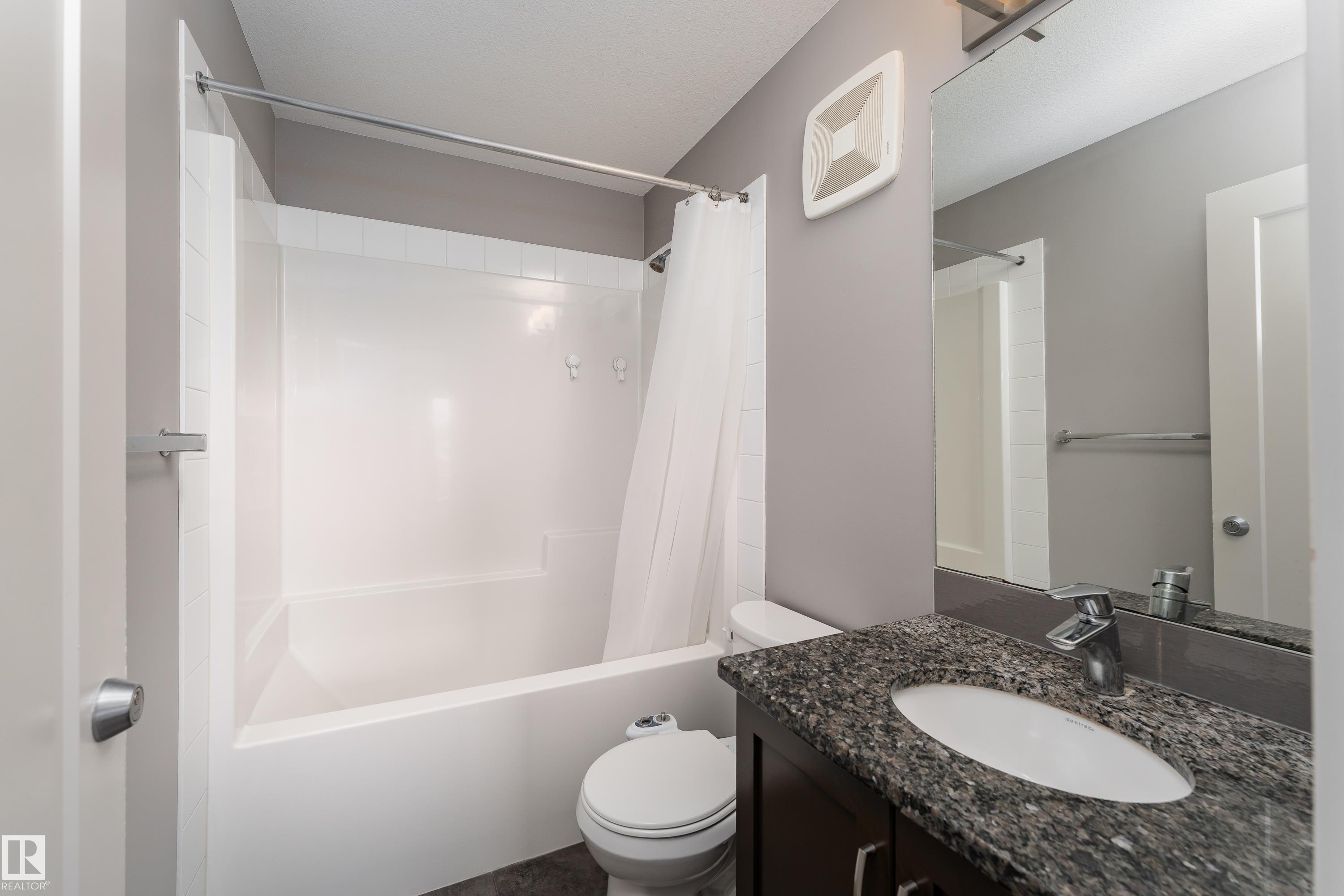 Photo 14 at 1 - 4205 30 Street NW, Larkspur, Edmonton