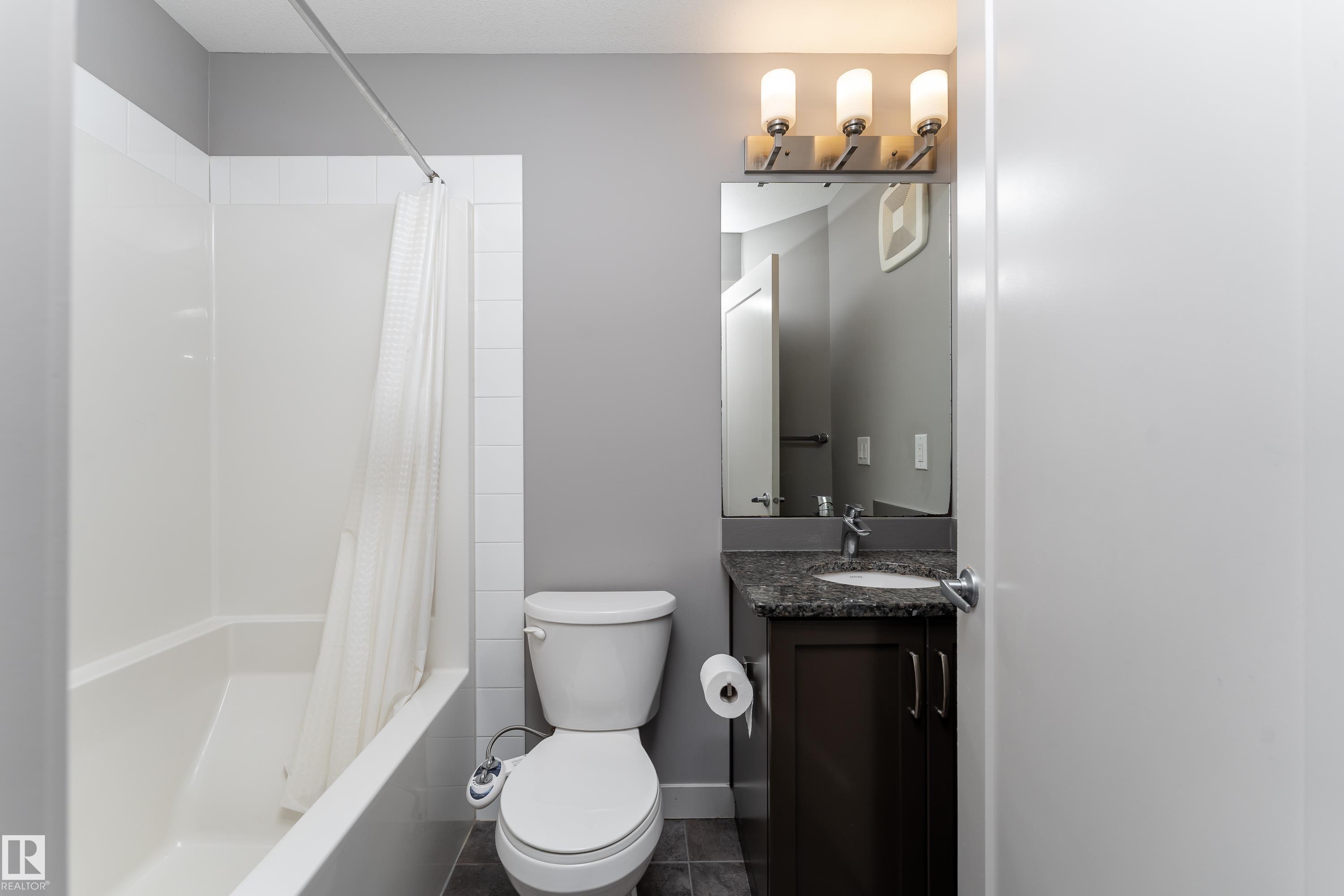 Photo 17 at 1 - 4205 30 Street NW, Larkspur, Edmonton