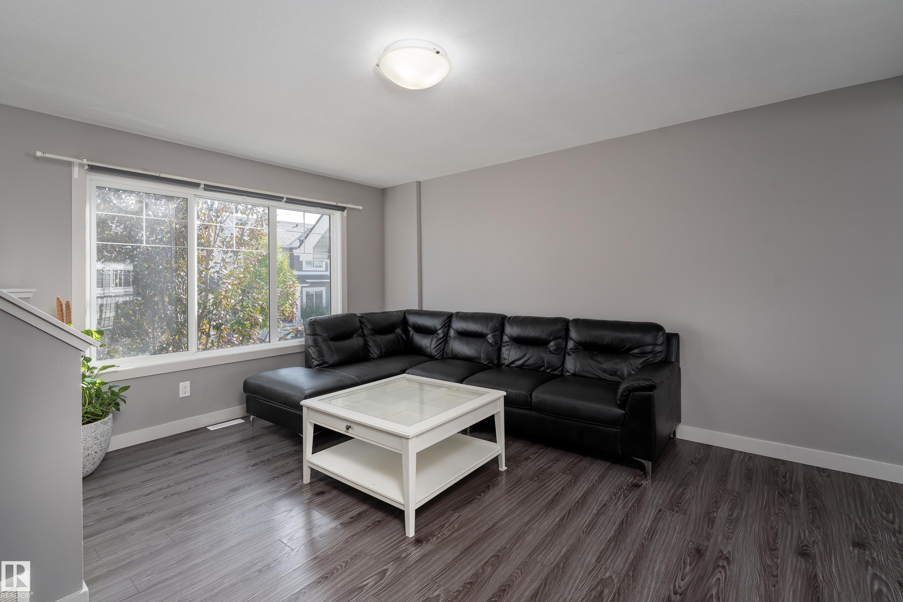 Photo 3 at 1 - 4205 30 Street NW, Larkspur, Edmonton