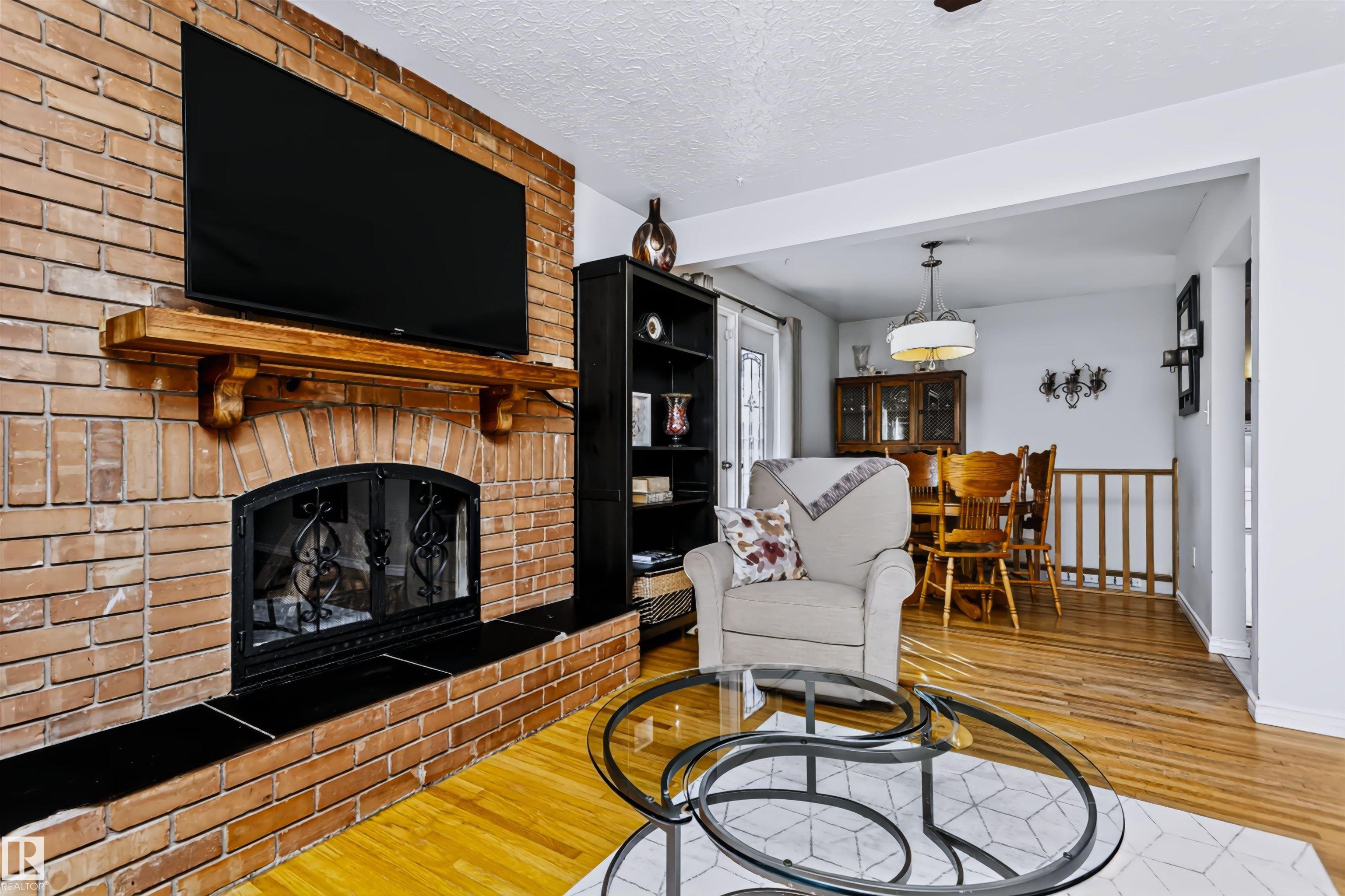 Photo 14 at 13503 135 Avenue NW, Wellington, Edmonton