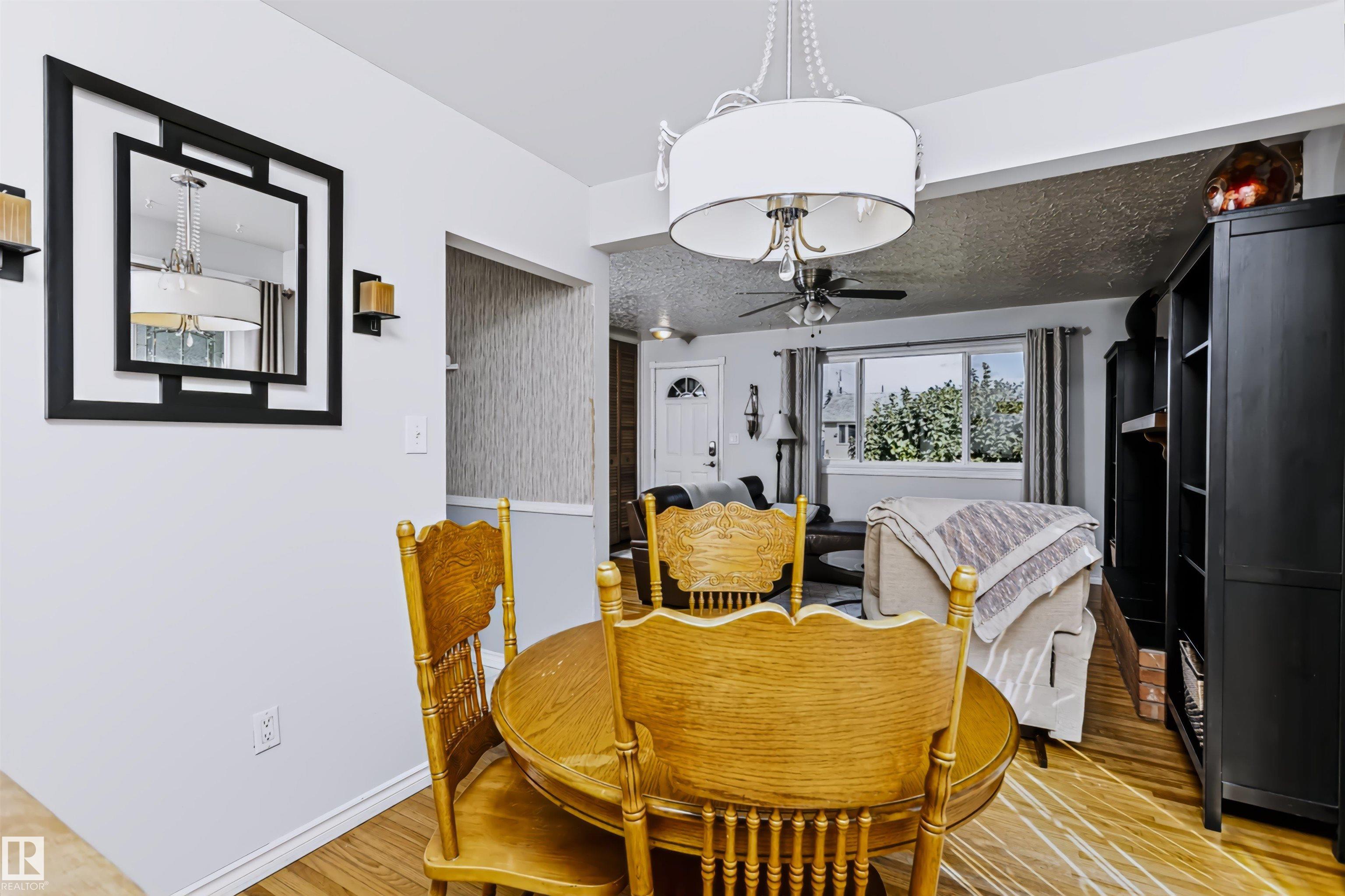 Photo 17 at 13503 135 Avenue NW, Wellington, Edmonton