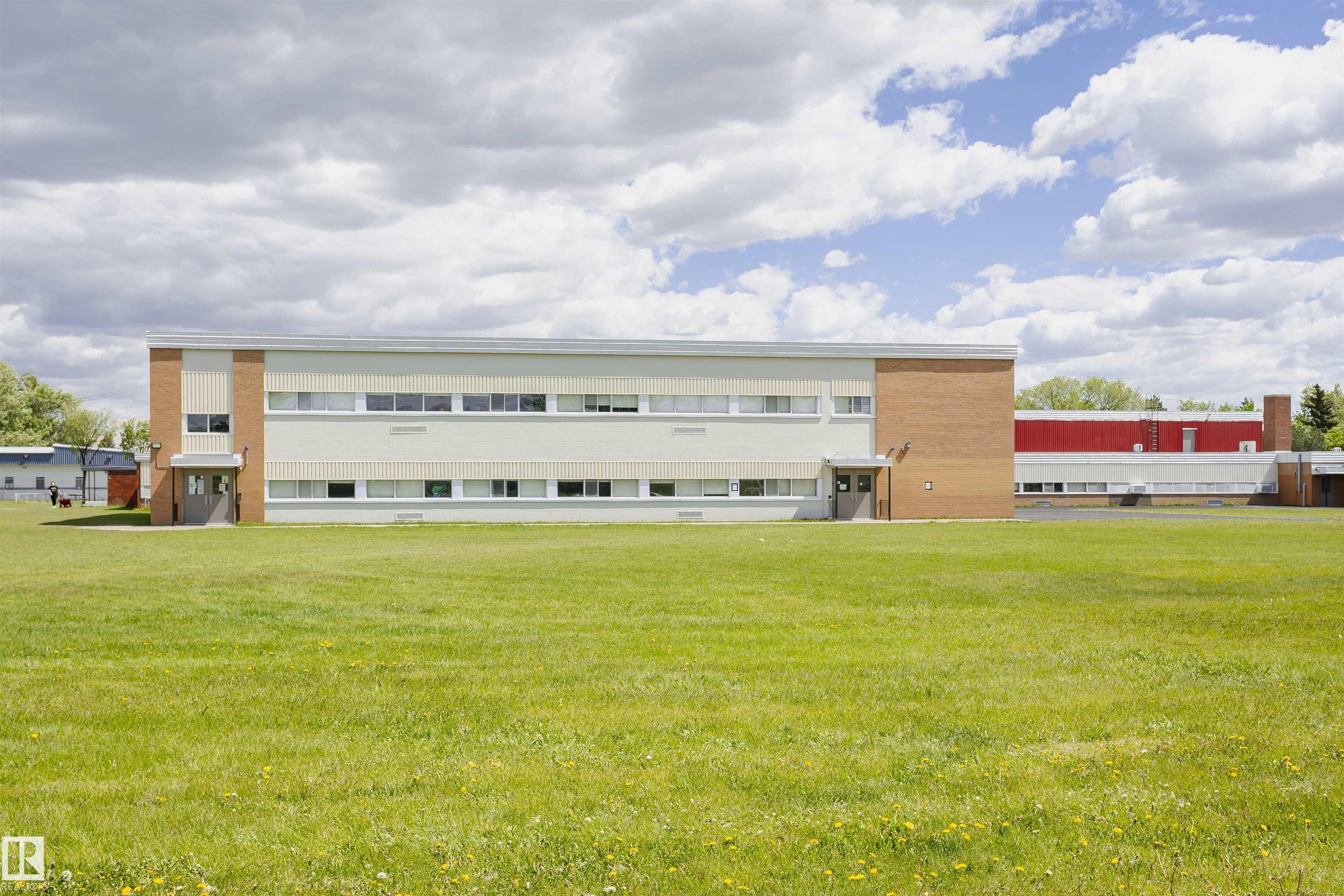 Photo 63 at 13503 135 Avenue NW, Wellington, Edmonton