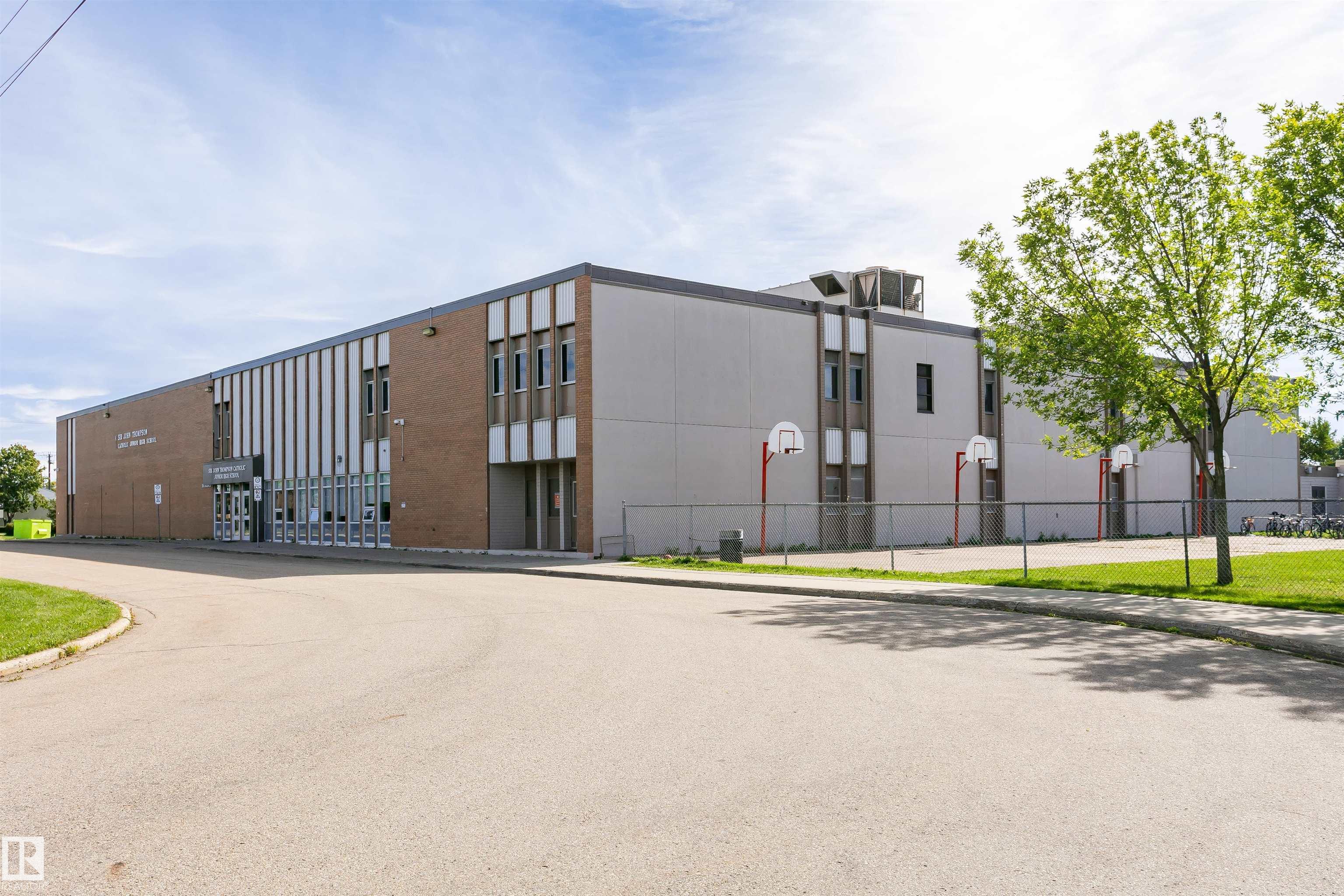 Photo 64 at 13503 135 Avenue NW, Wellington, Edmonton