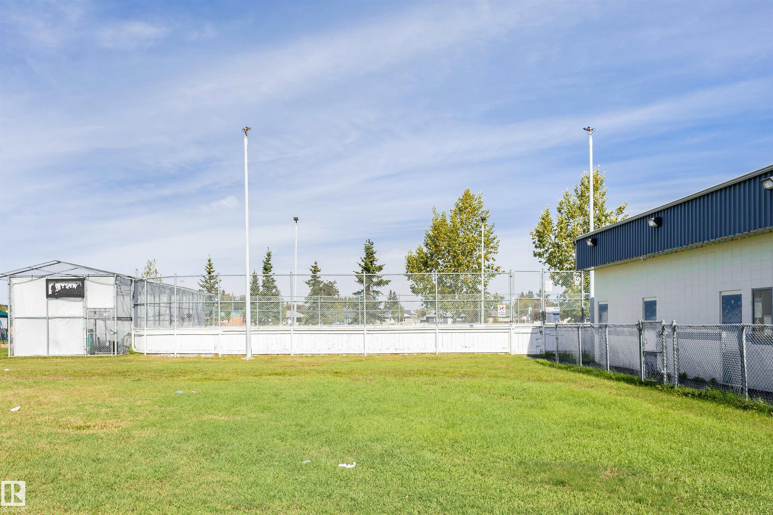 Photo 68 at 13503 135 Avenue NW, Wellington, Edmonton