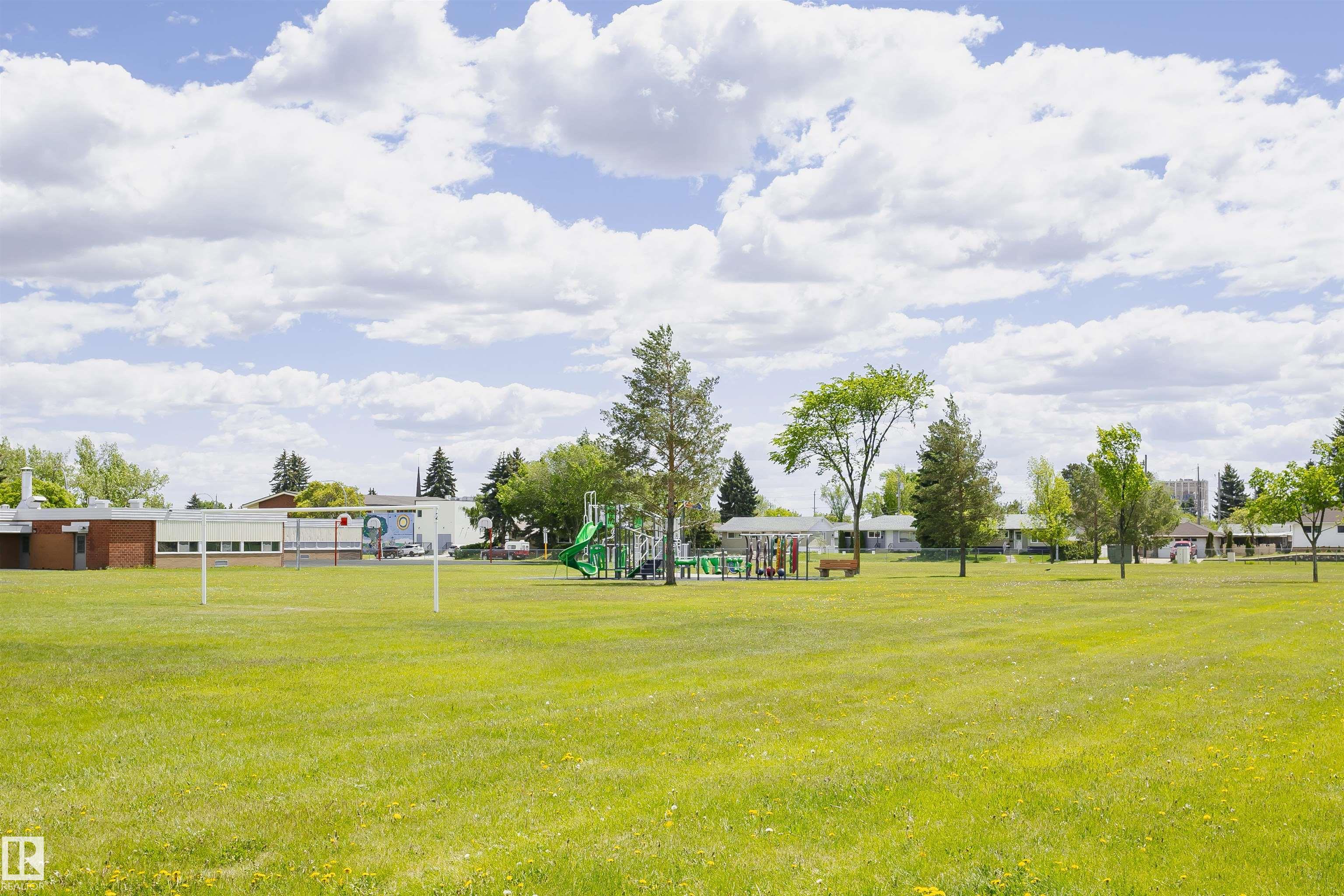 Photo 70 at 13503 135 Avenue NW, Wellington, Edmonton