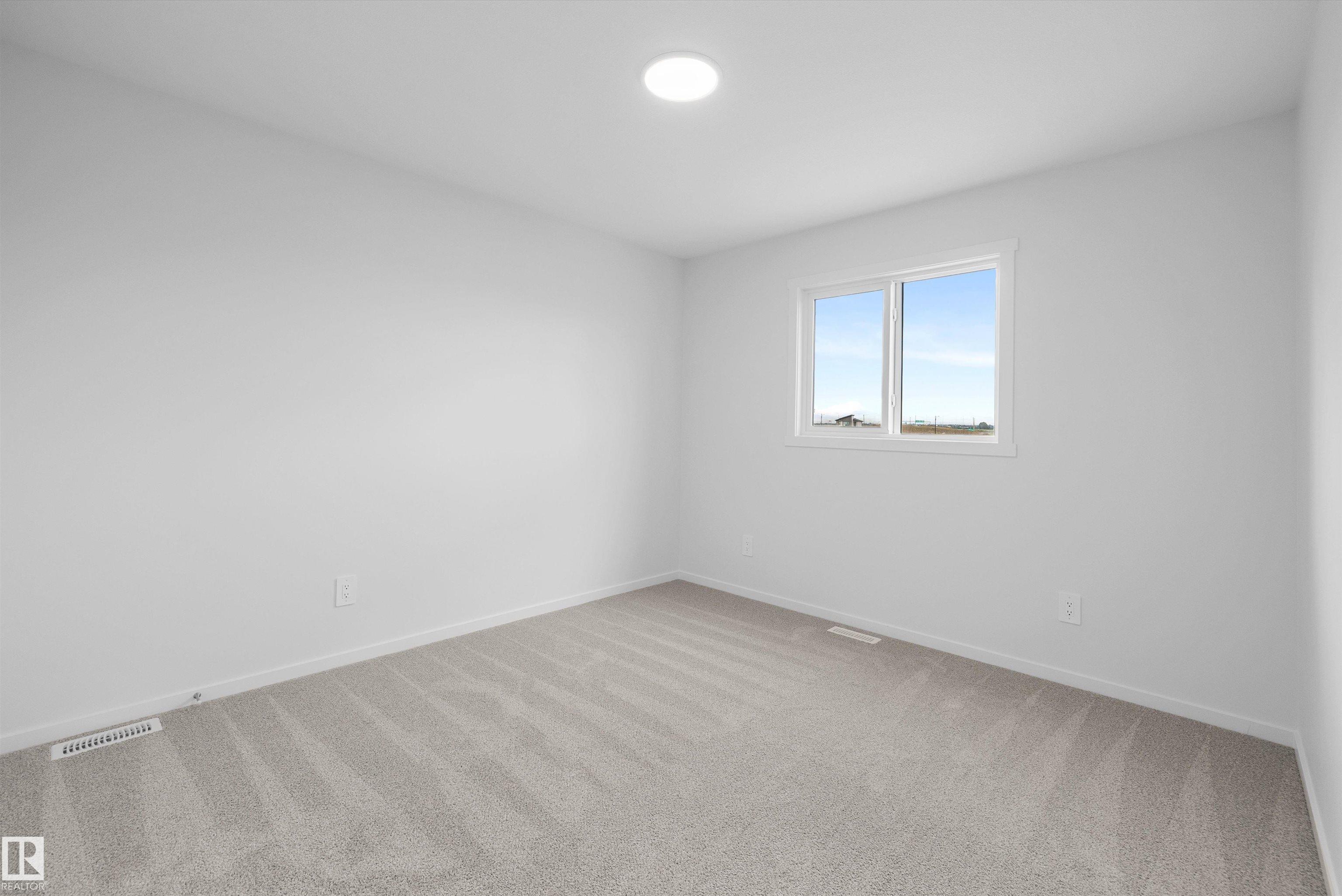 Photo 26 at 15744 7 Street NE, Quarry Ridge, Edmonton