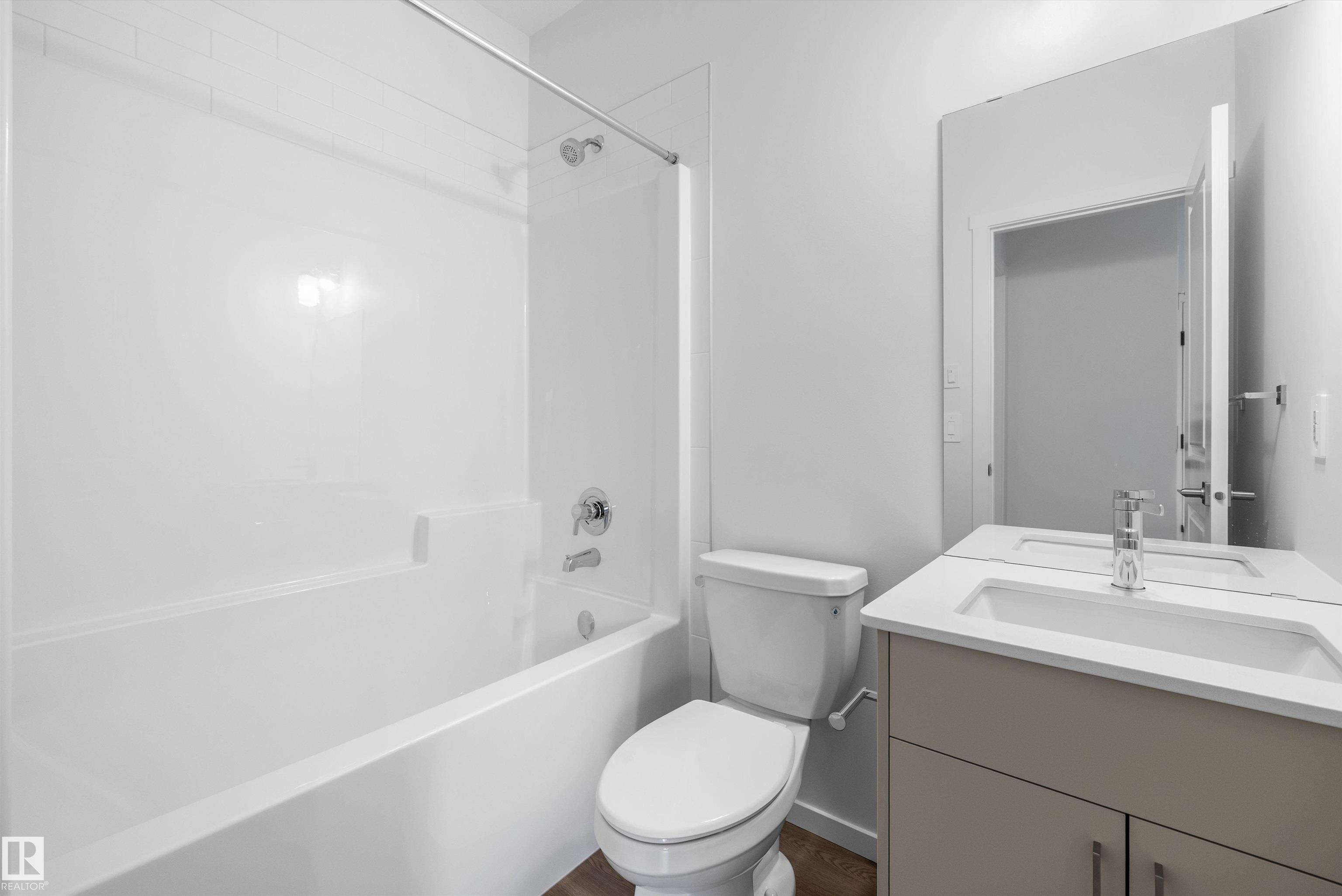 Photo 4 at 15744 7 Street NE, Quarry Ridge, Edmonton