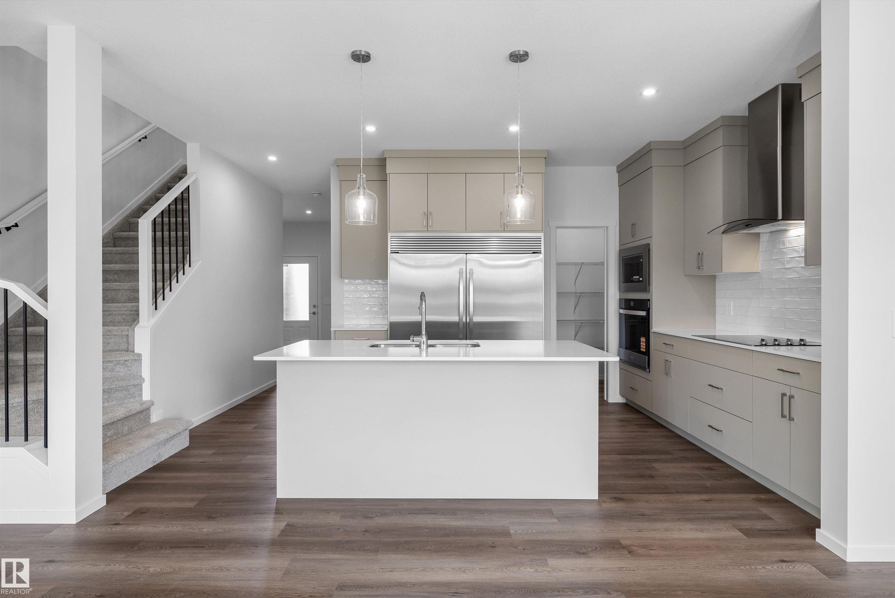Photo 9 at 15744 7 Street NE, Quarry Ridge, Edmonton