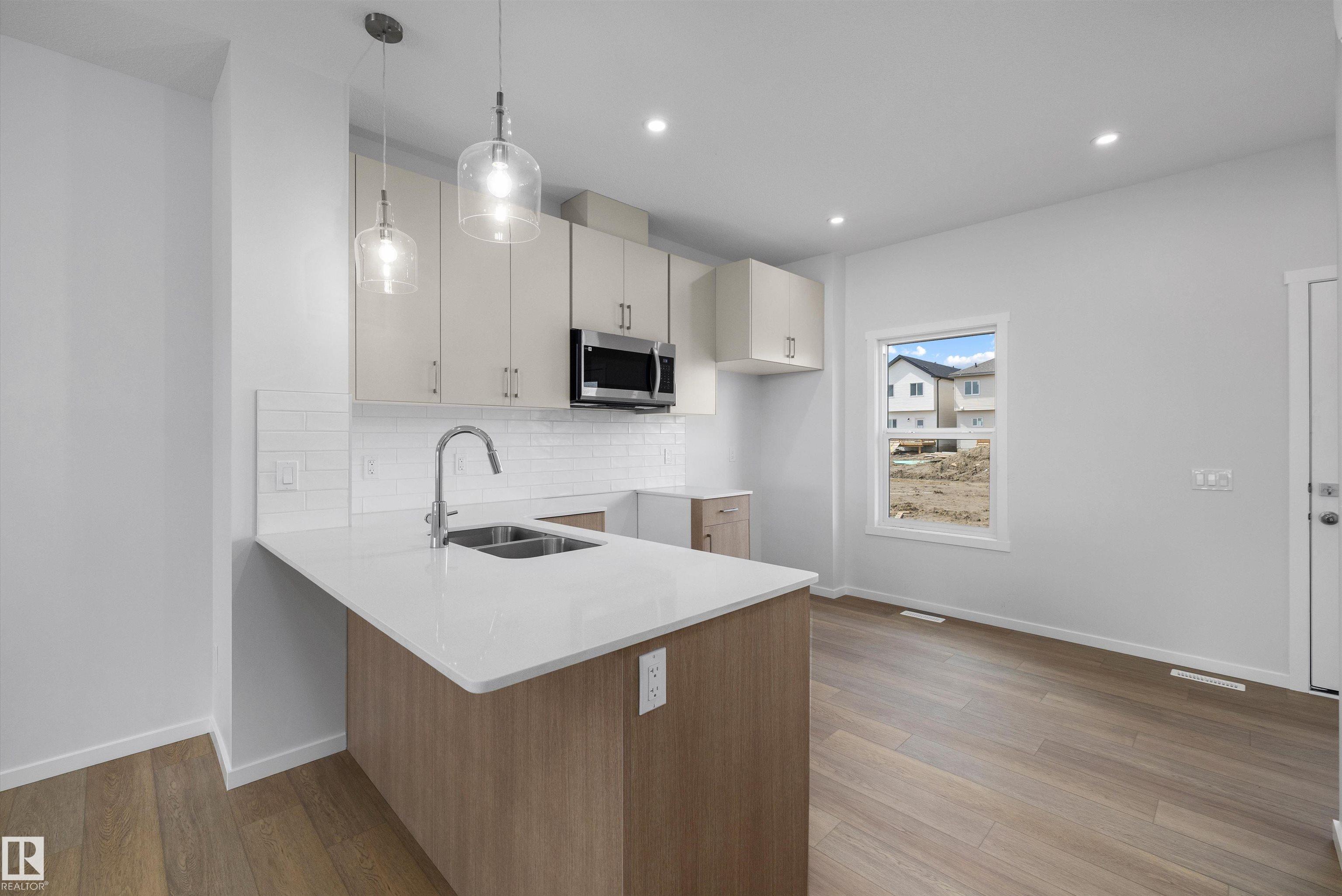 Photo 14 at 15656 3 Street NE, Quarry Ridge, Edmonton