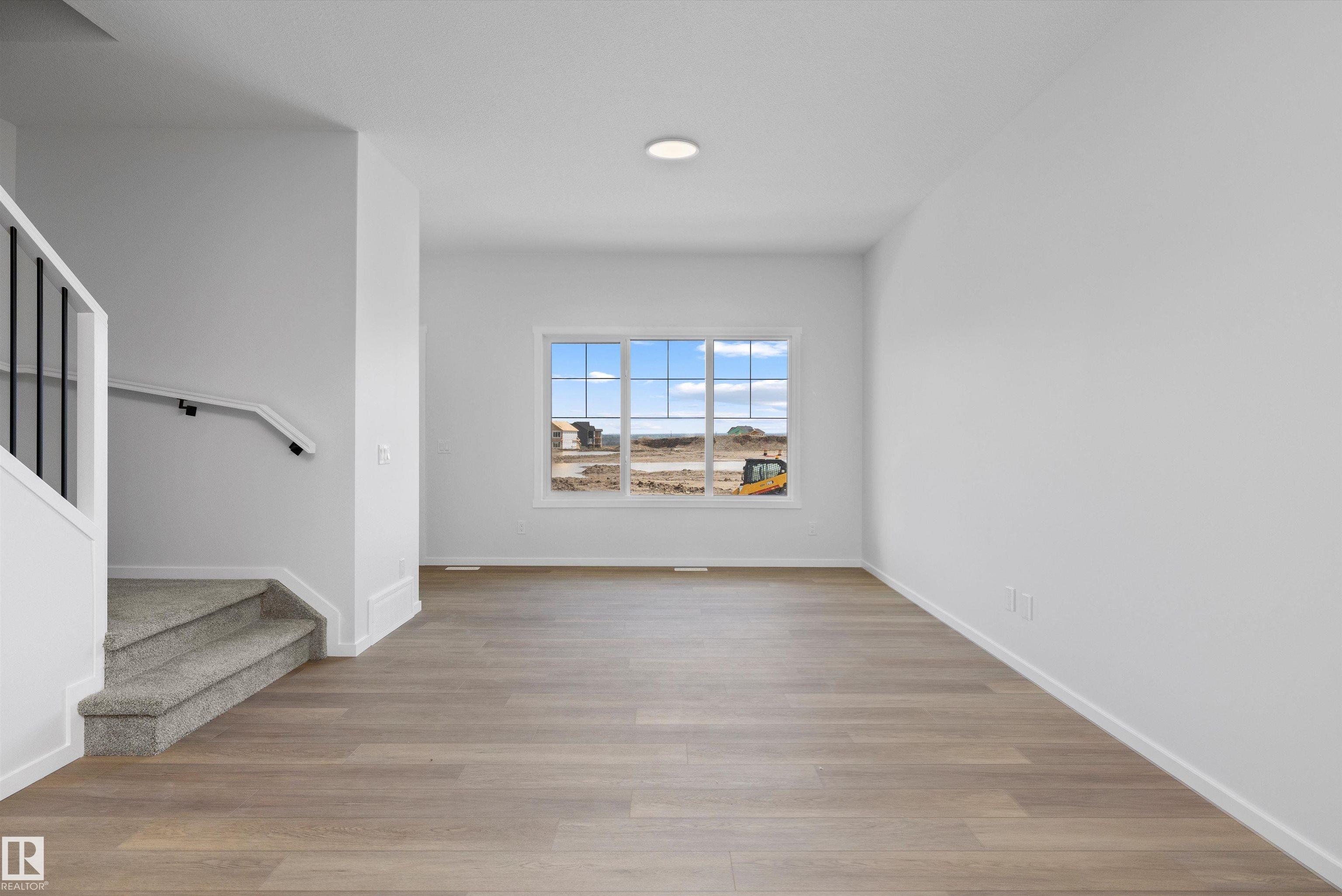 Photo 6 at 15656 3 Street NE, Quarry Ridge, Edmonton