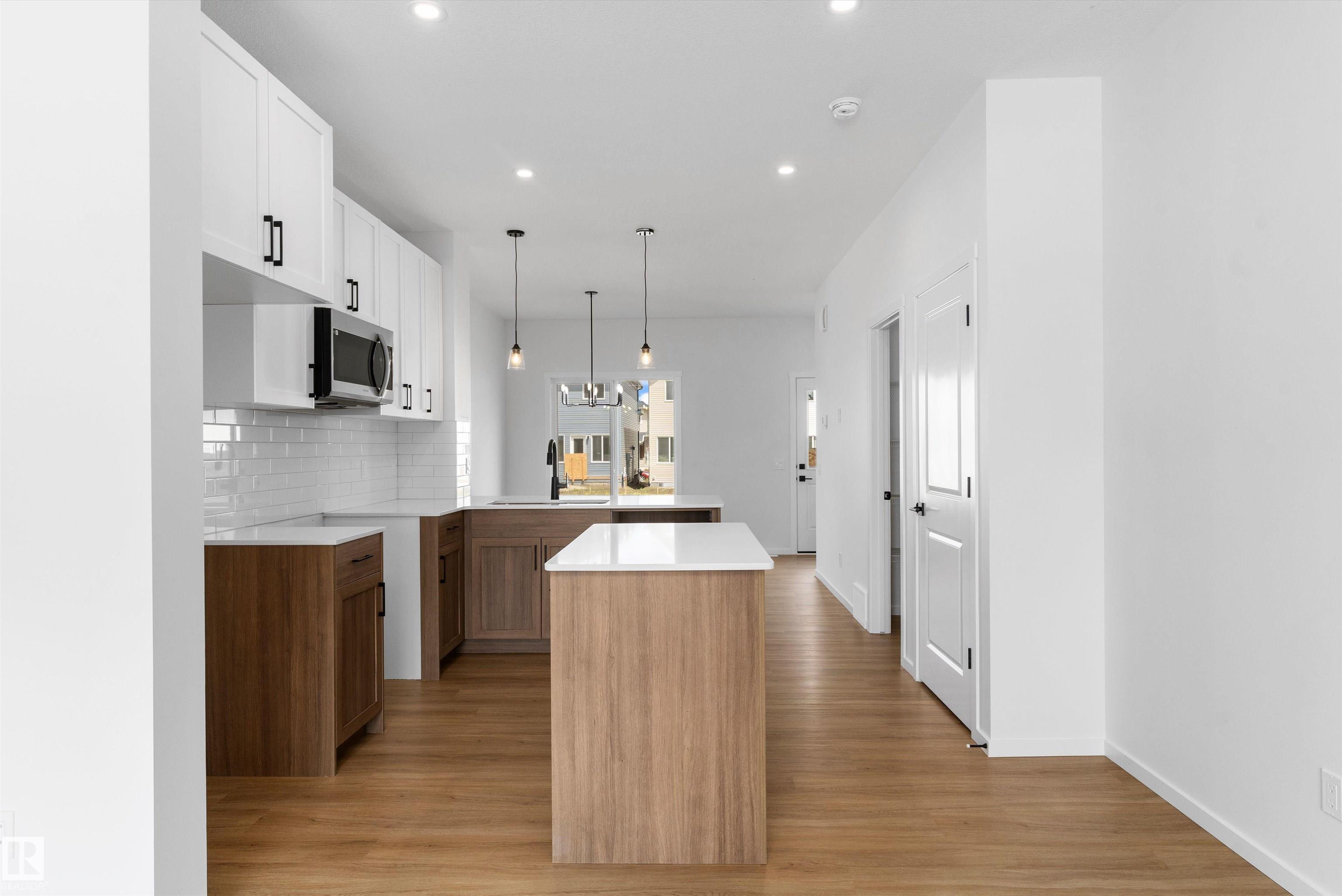 Photo 11 at 18844 28 Avenue NW, The Uplands, Edmonton