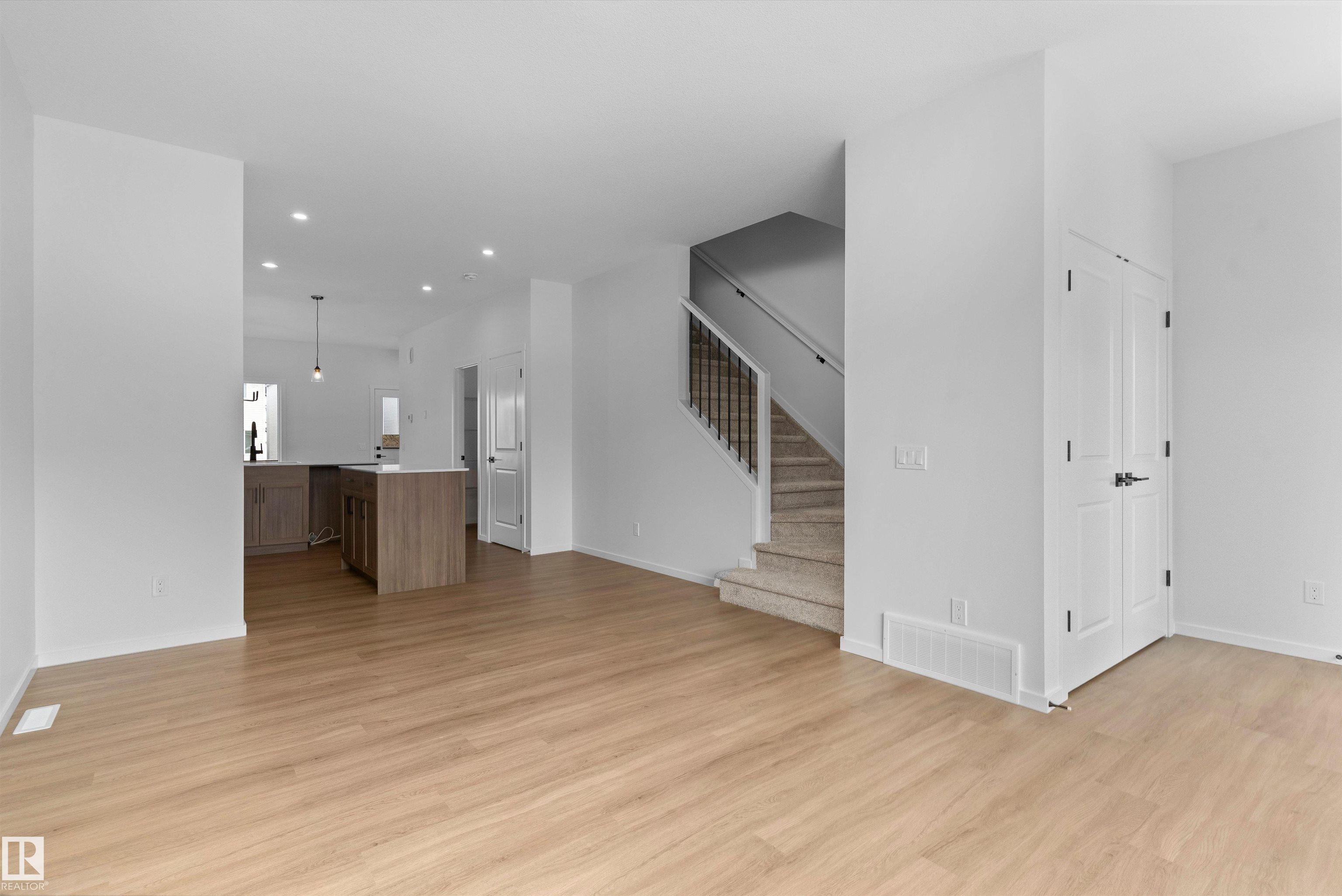 Photo 15 at 18844 28 Avenue NW, The Uplands, Edmonton