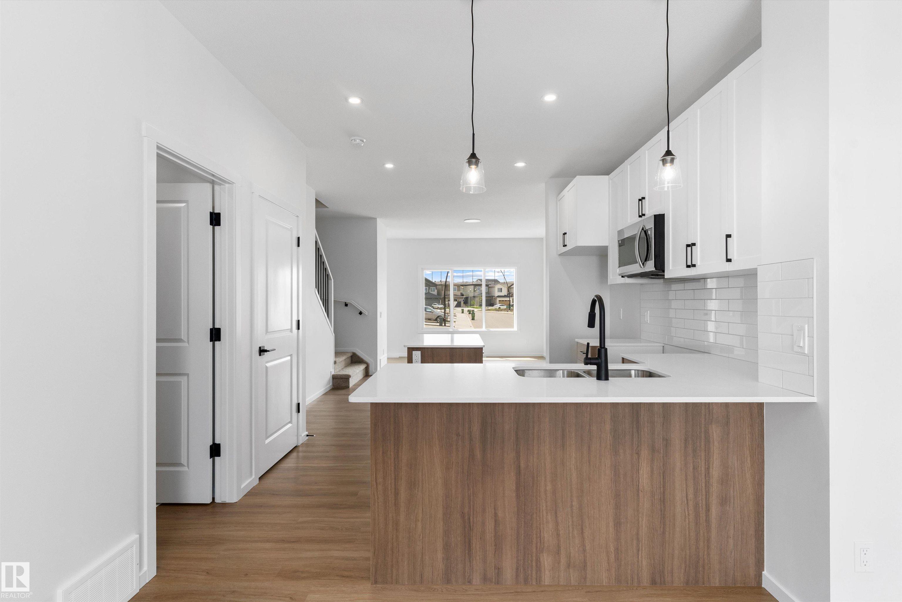 Photo 7 at 18844 28 Avenue NW, The Uplands, Edmonton