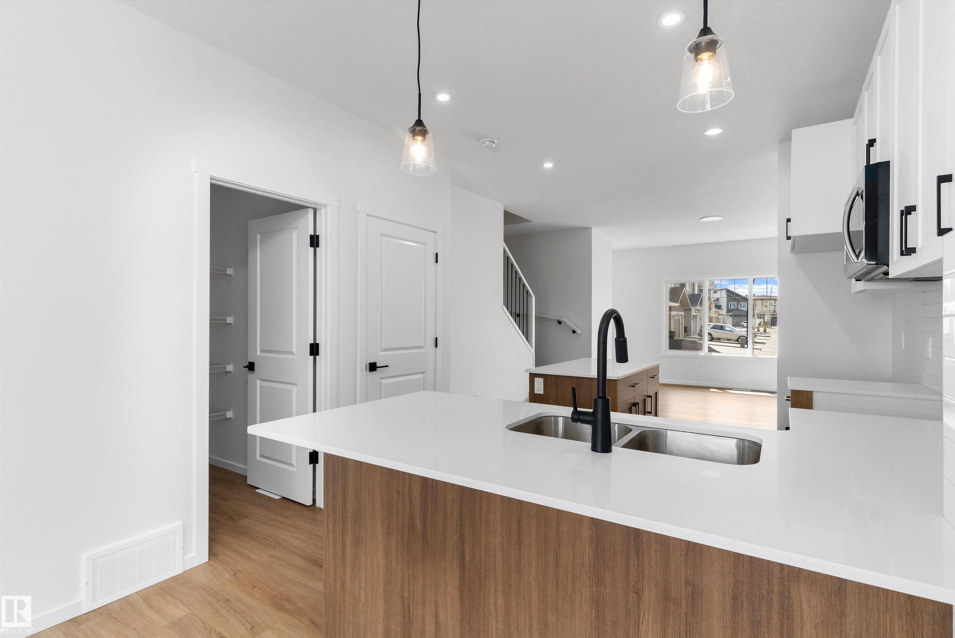 Photo 8 at 18844 28 Avenue NW, The Uplands, Edmonton
