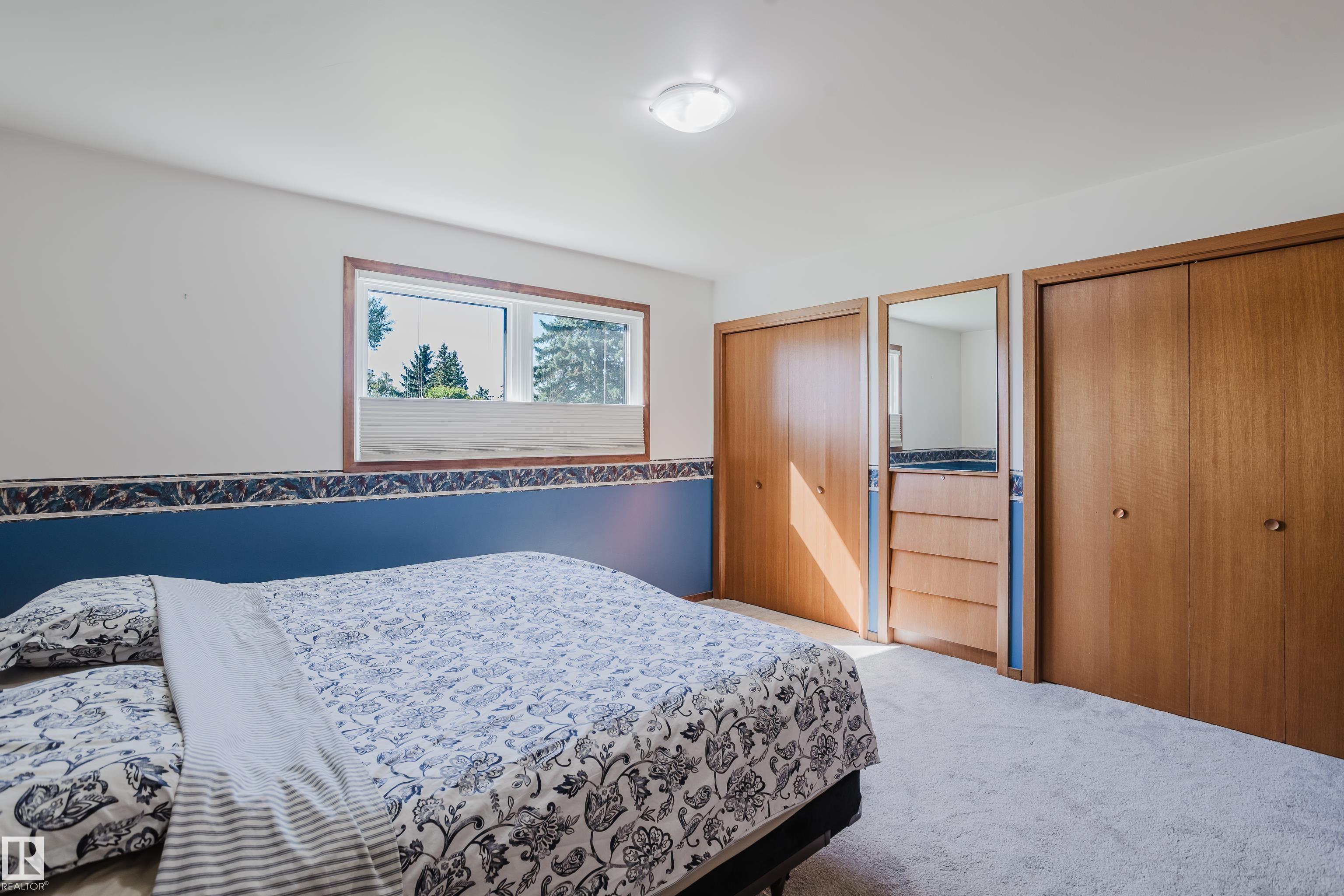 Photo 21 at 10924 35a Avenue NW, Duggan, Edmonton