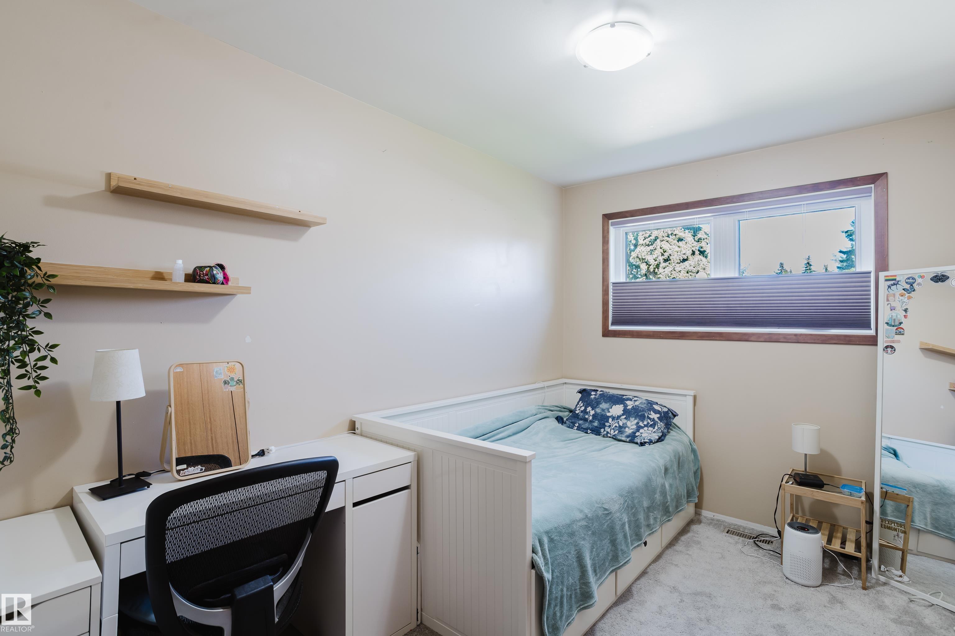 Photo 27 at 10924 35a Avenue NW, Duggan, Edmonton