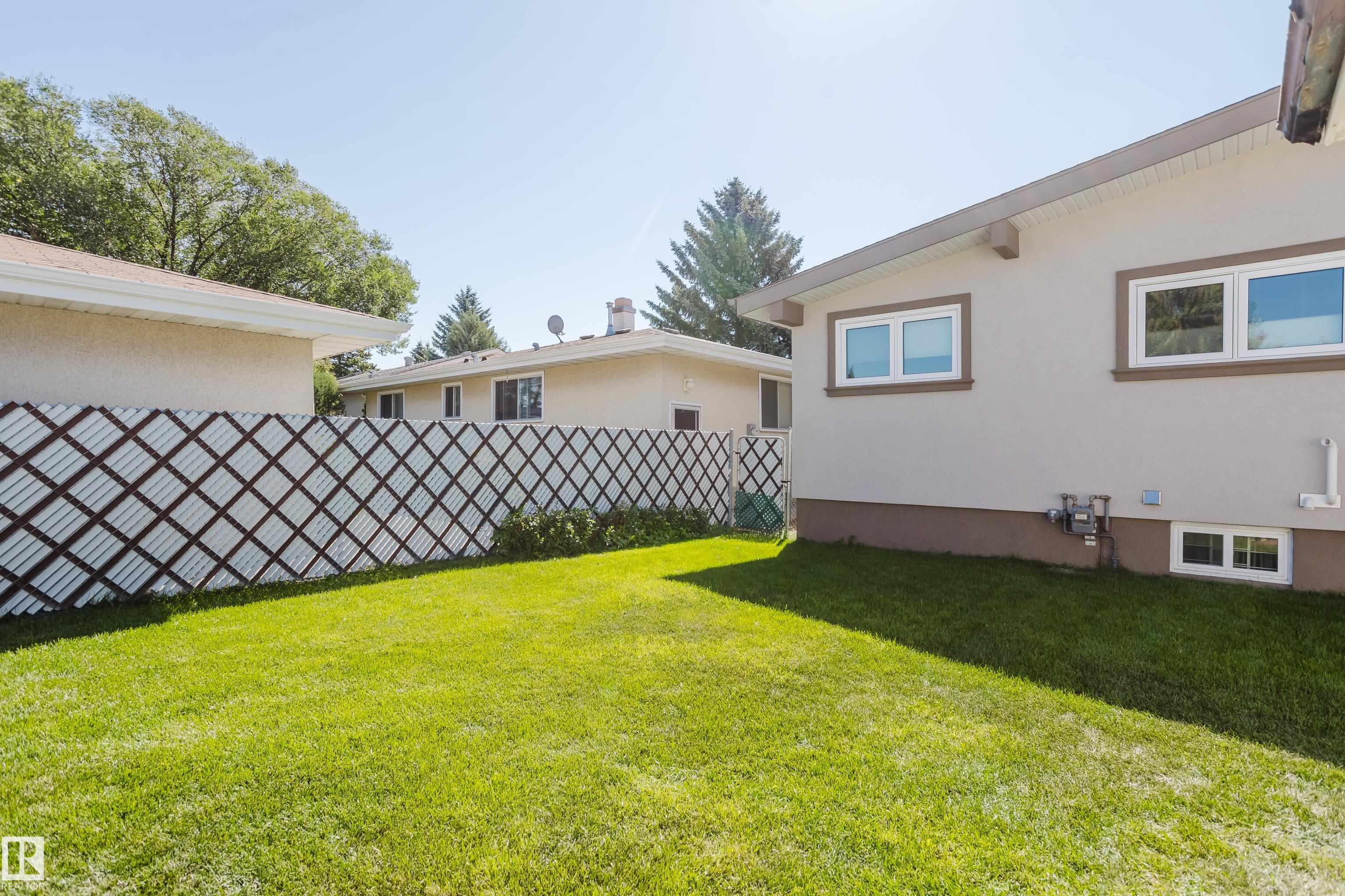 Photo 56 at 10924 35a Avenue NW, Duggan, Edmonton