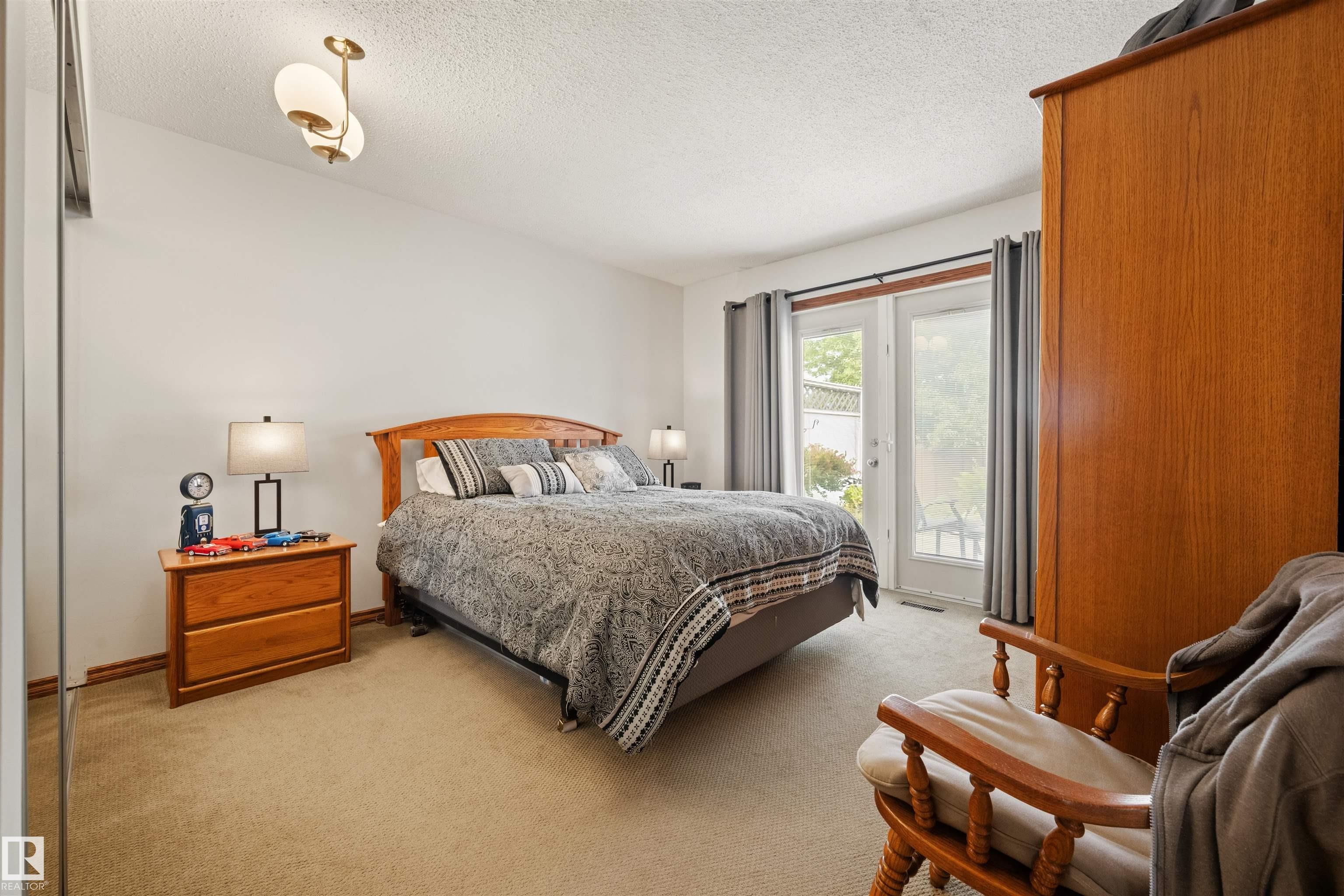 Photo 12 at 704 Warwick Road NW, Dunluce, Edmonton