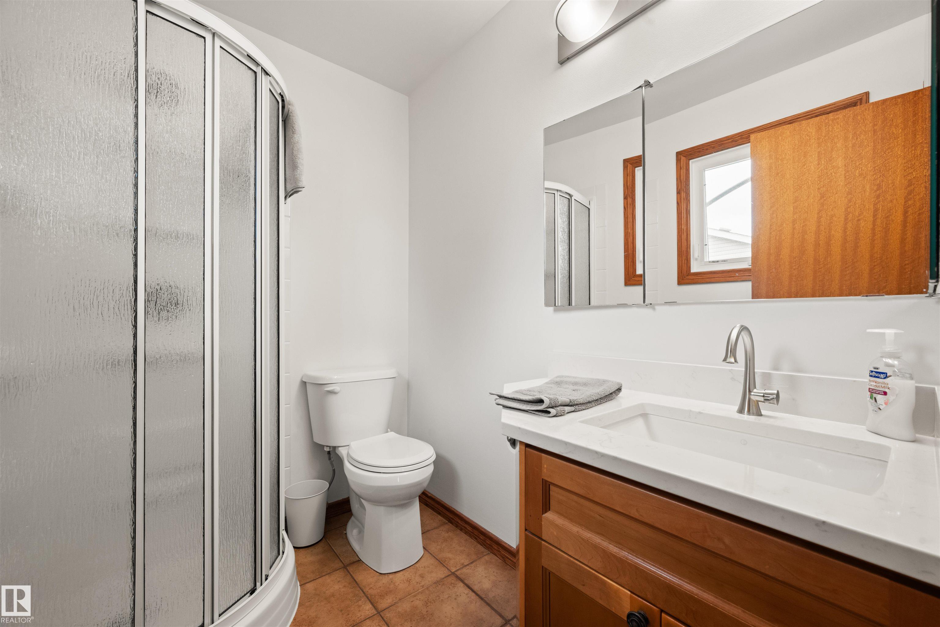 Photo 14 at 704 Warwick Road NW, Dunluce, Edmonton