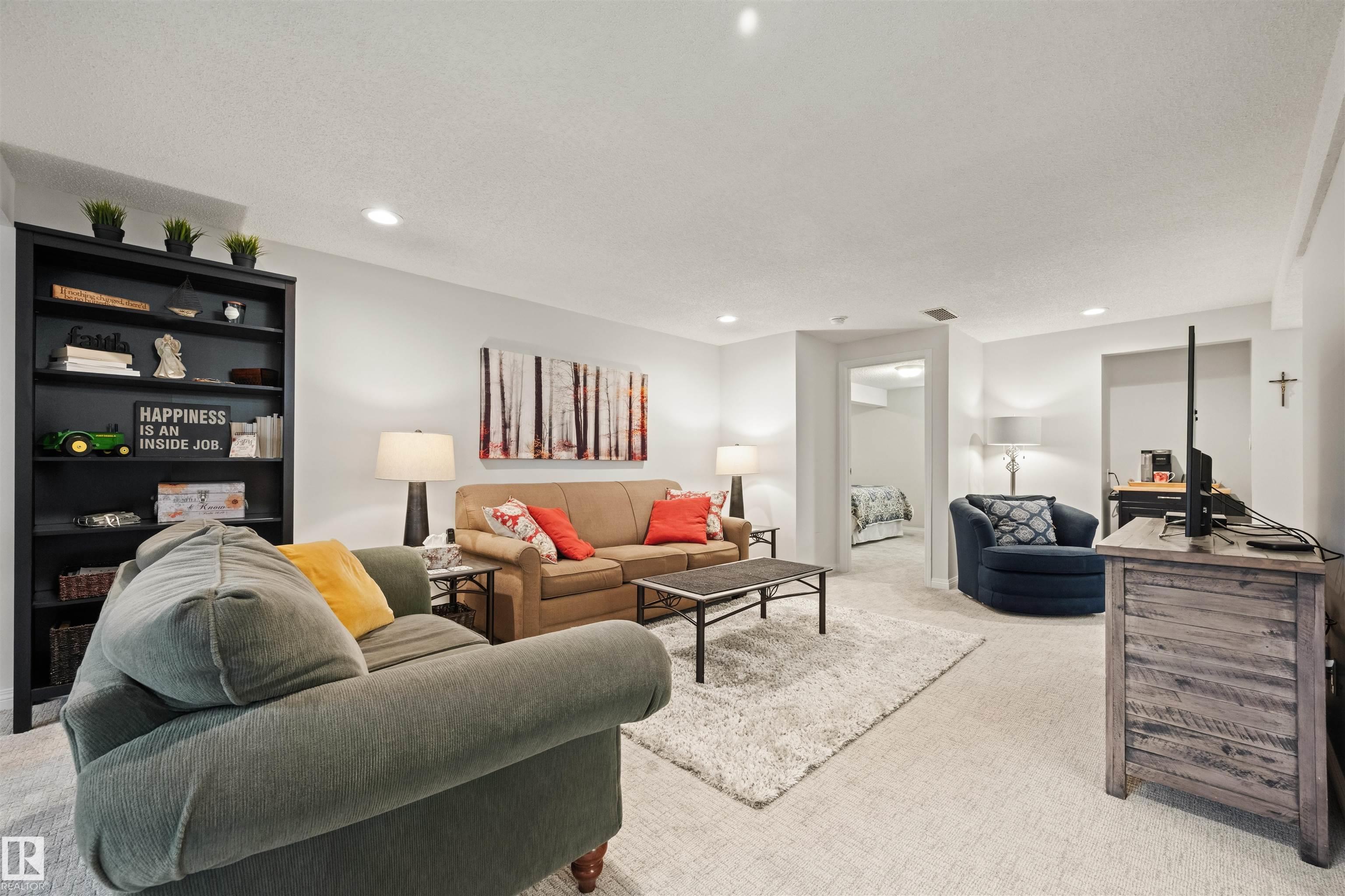 Photo 20 at 704 Warwick Road NW, Dunluce, Edmonton
