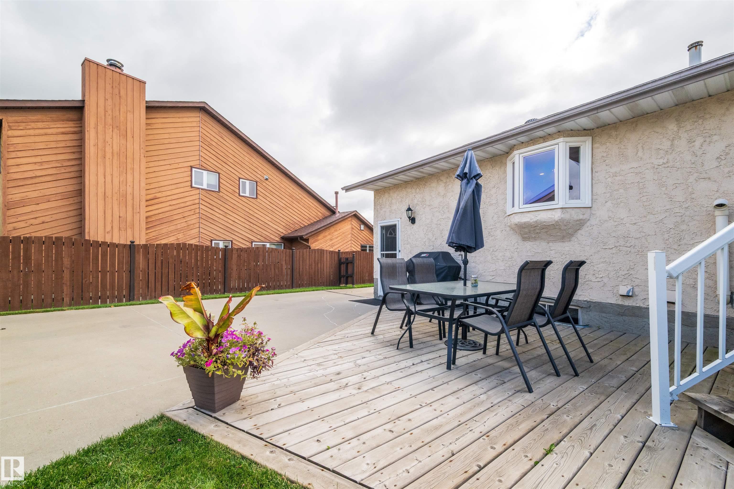Photo 38 at 704 Warwick Road NW, Dunluce, Edmonton