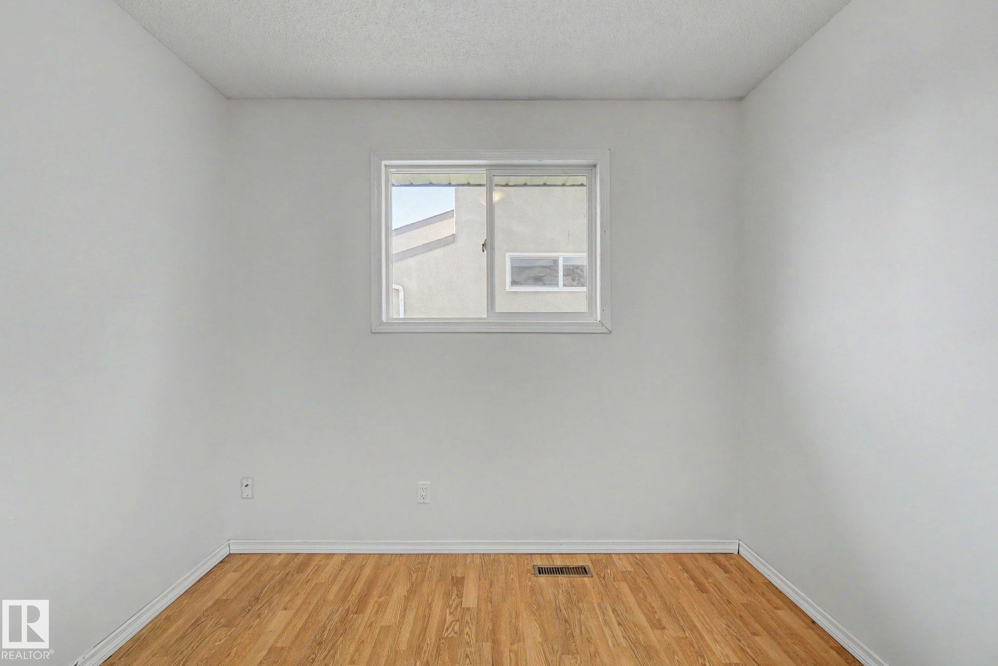Photo 17 at 6237 13 Avenue NW, Sakaw, Edmonton