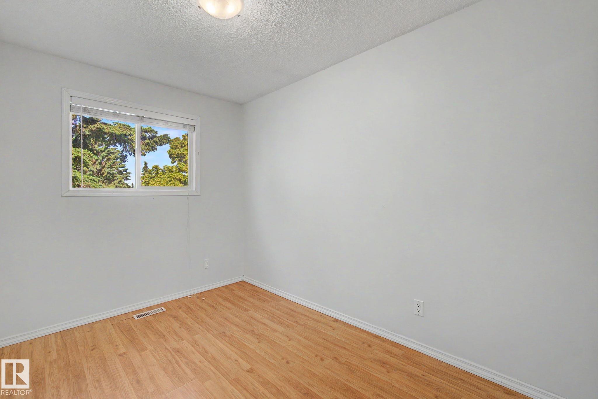 Photo 20 at 6237 13 Avenue NW, Sakaw, Edmonton