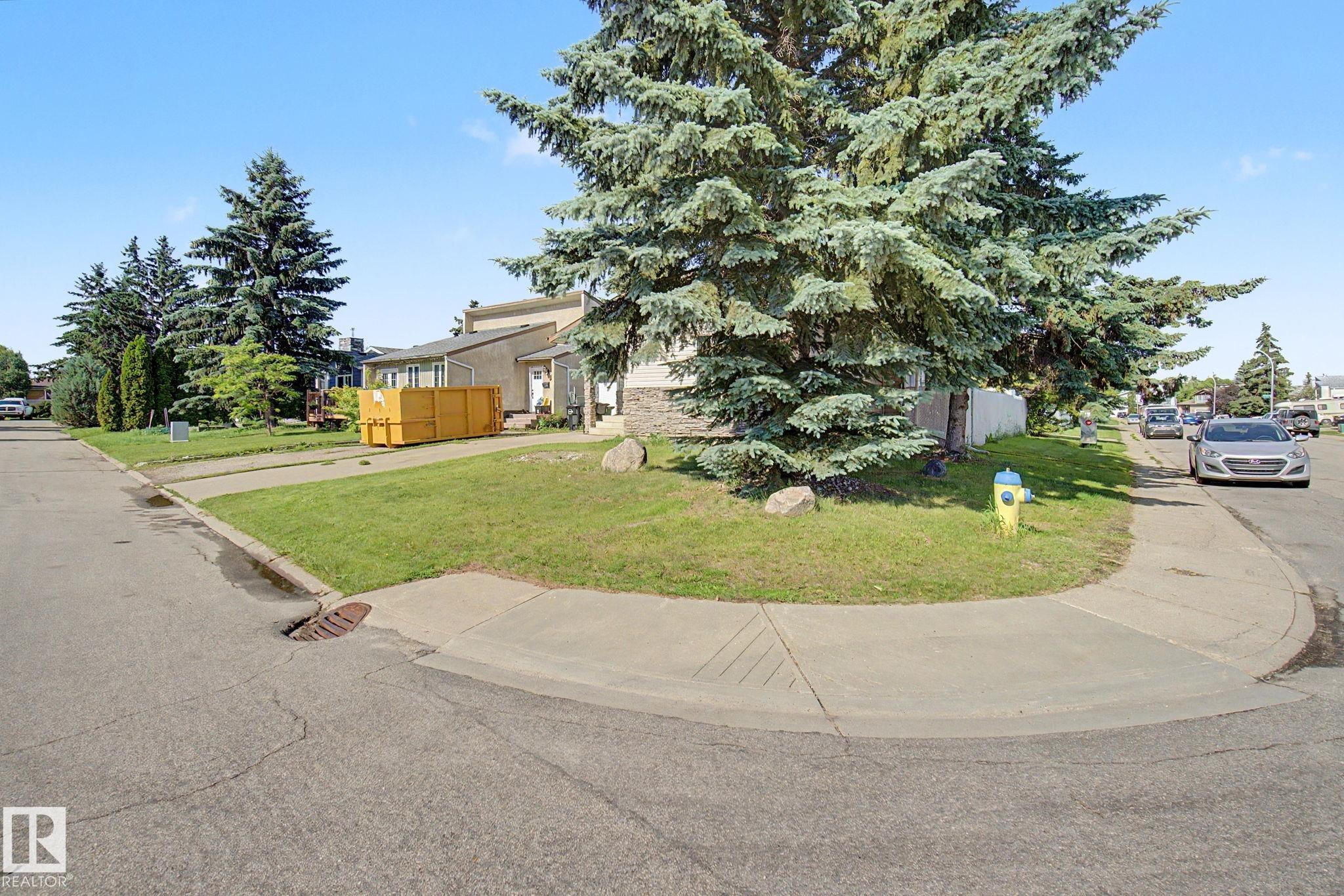 Photo 3 at 6237 13 Avenue NW, Sakaw, Edmonton