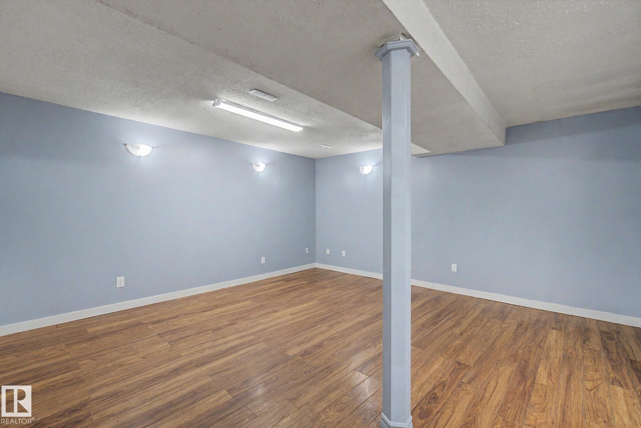 Photo 32 at 6237 13 Avenue NW, Sakaw, Edmonton