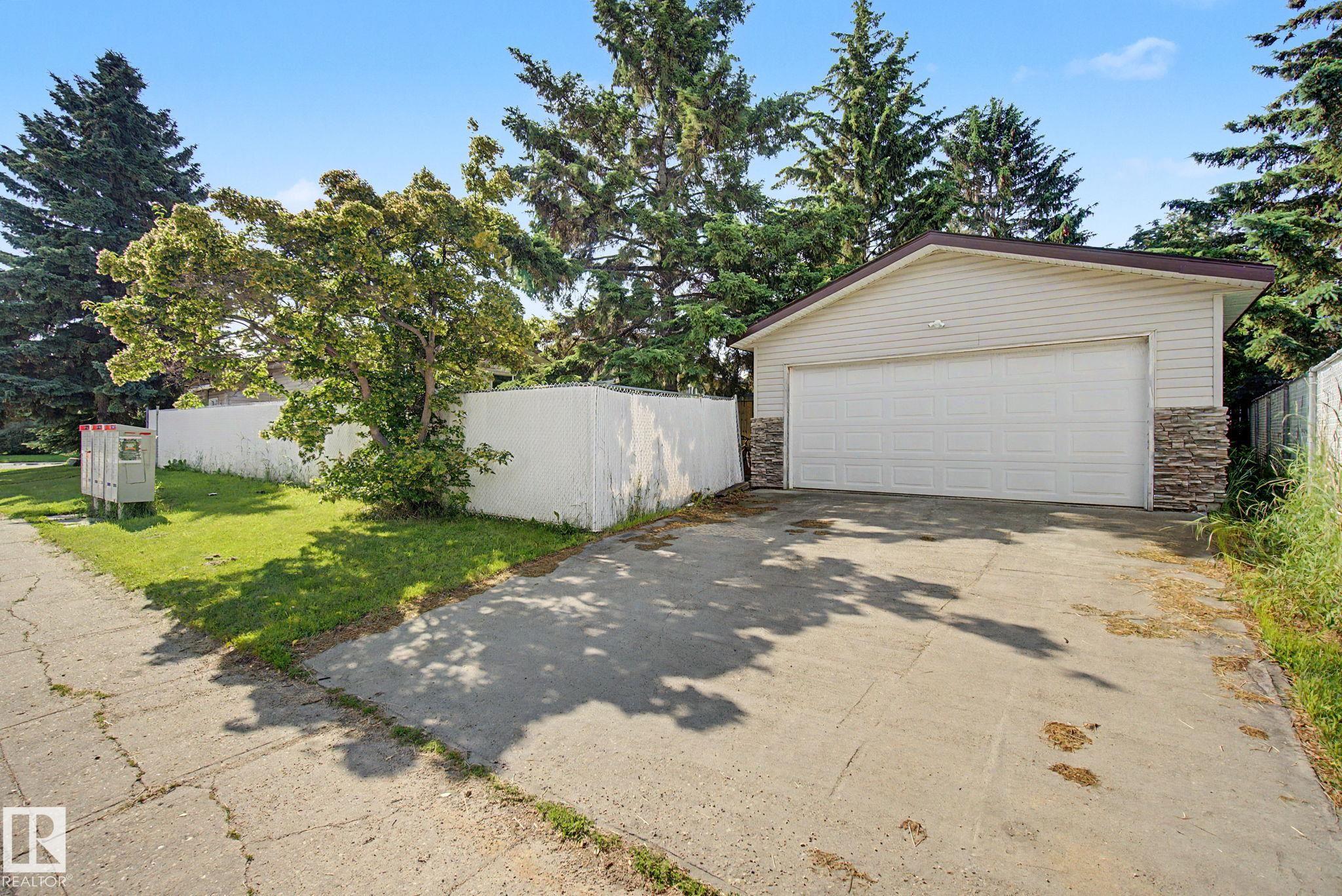 Photo 57 at 6237 13 Avenue NW, Sakaw, Edmonton