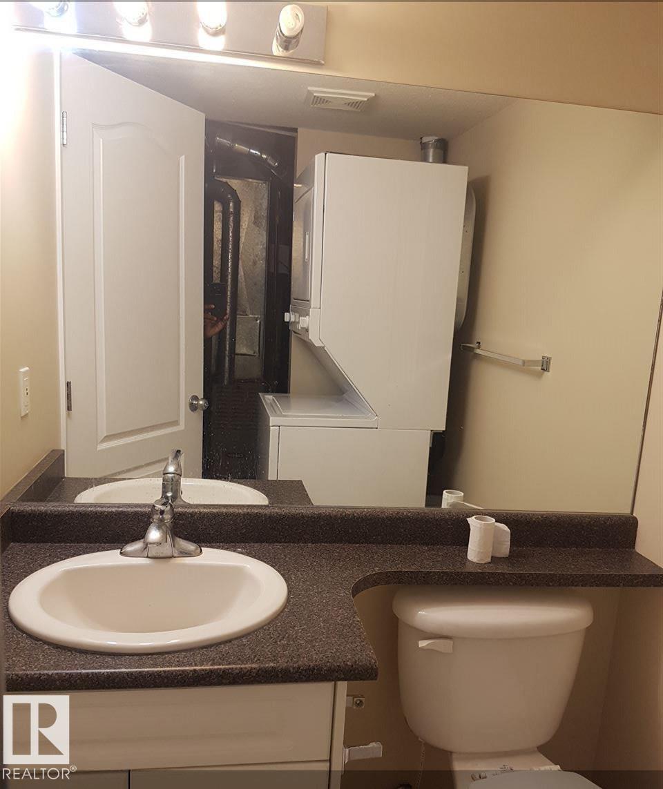 Photo 3 at 9 - 2505 42 Street NW, Bisset, Edmonton