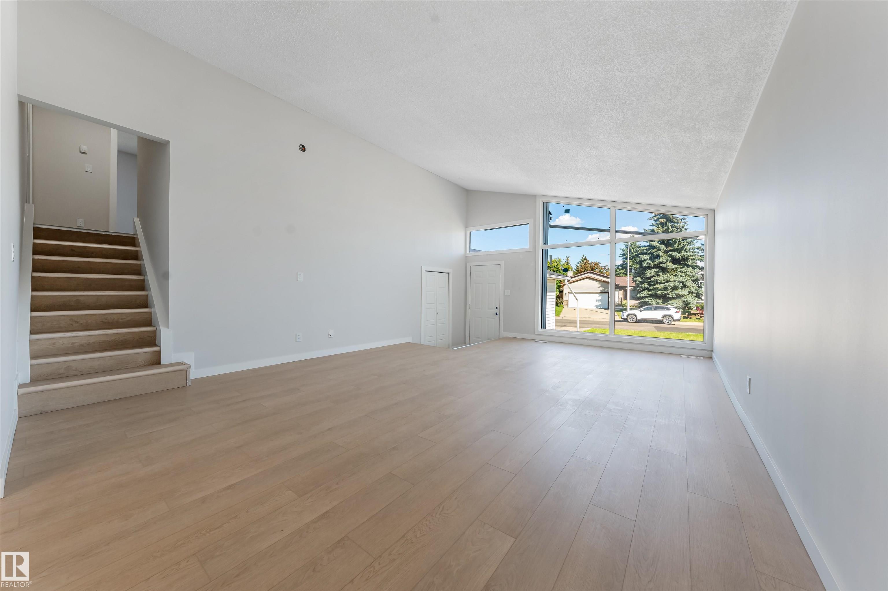 Photo 13 at 1768 48a Street NW, Pollard Meadows, Edmonton