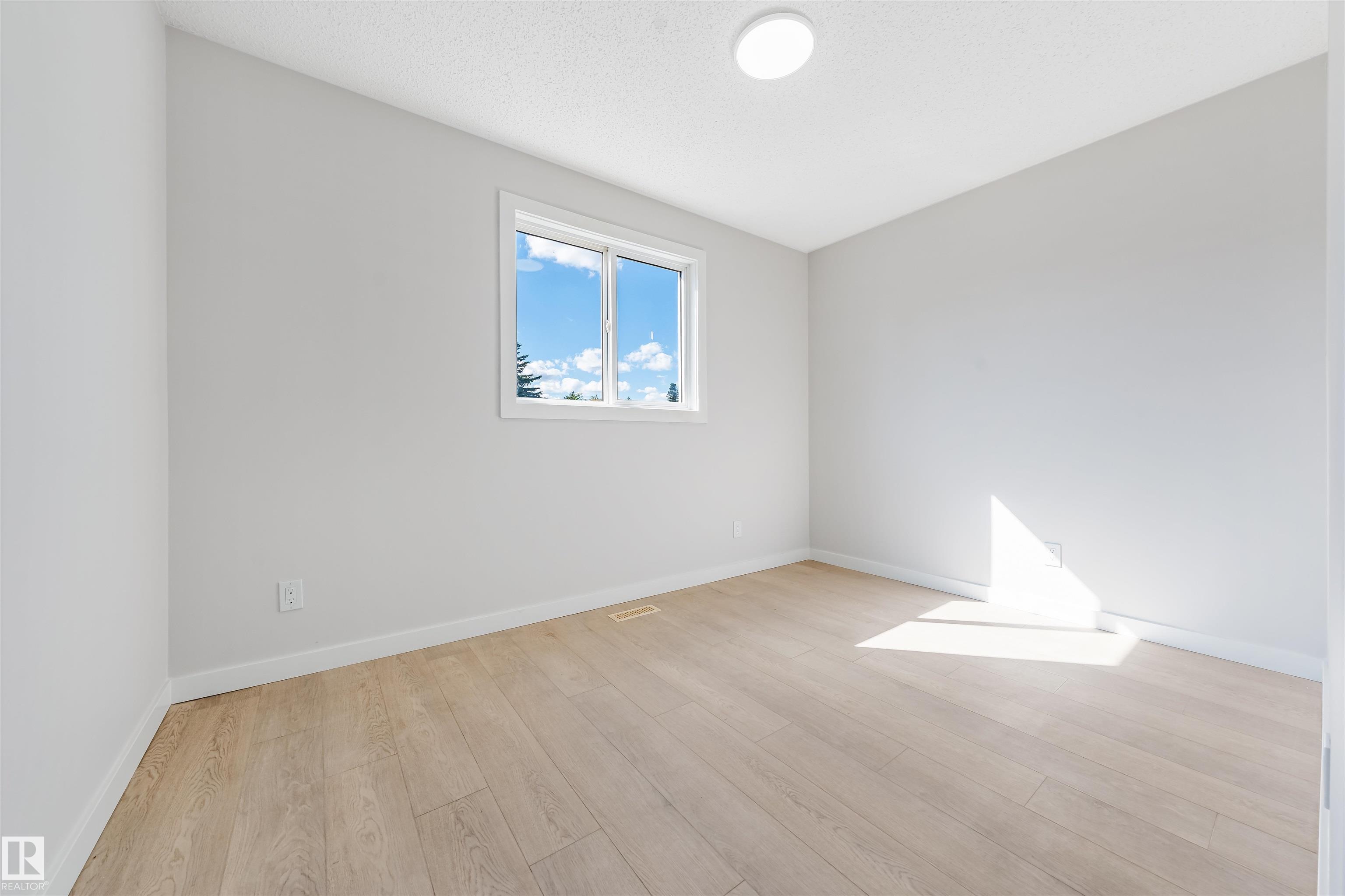 Photo 26 at 1768 48a Street NW, Pollard Meadows, Edmonton