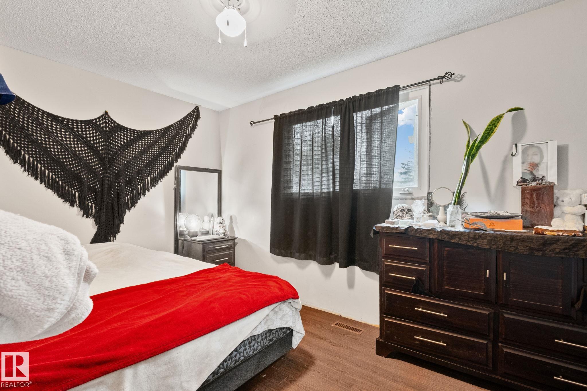 Photo 16 at 31 Linden Street, Broxton Park, Spruce Grove