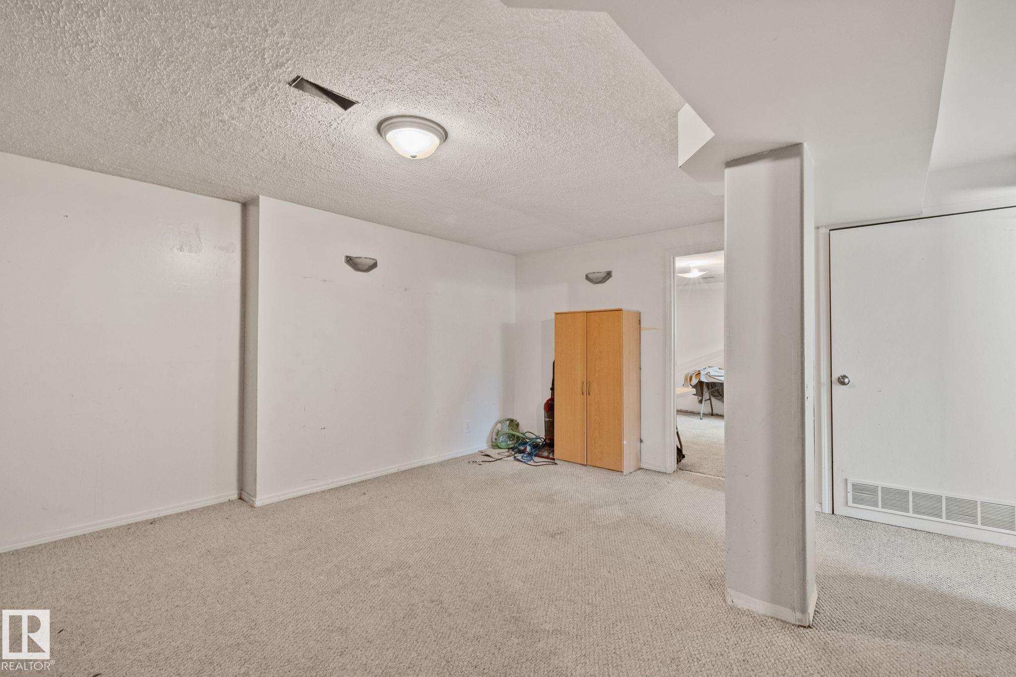 Photo 18 at 31 Linden Street, Broxton Park, Spruce Grove