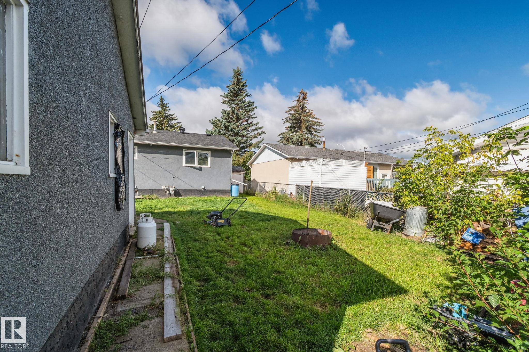 Photo 37 at 31 Linden Street, Broxton Park, Spruce Grove