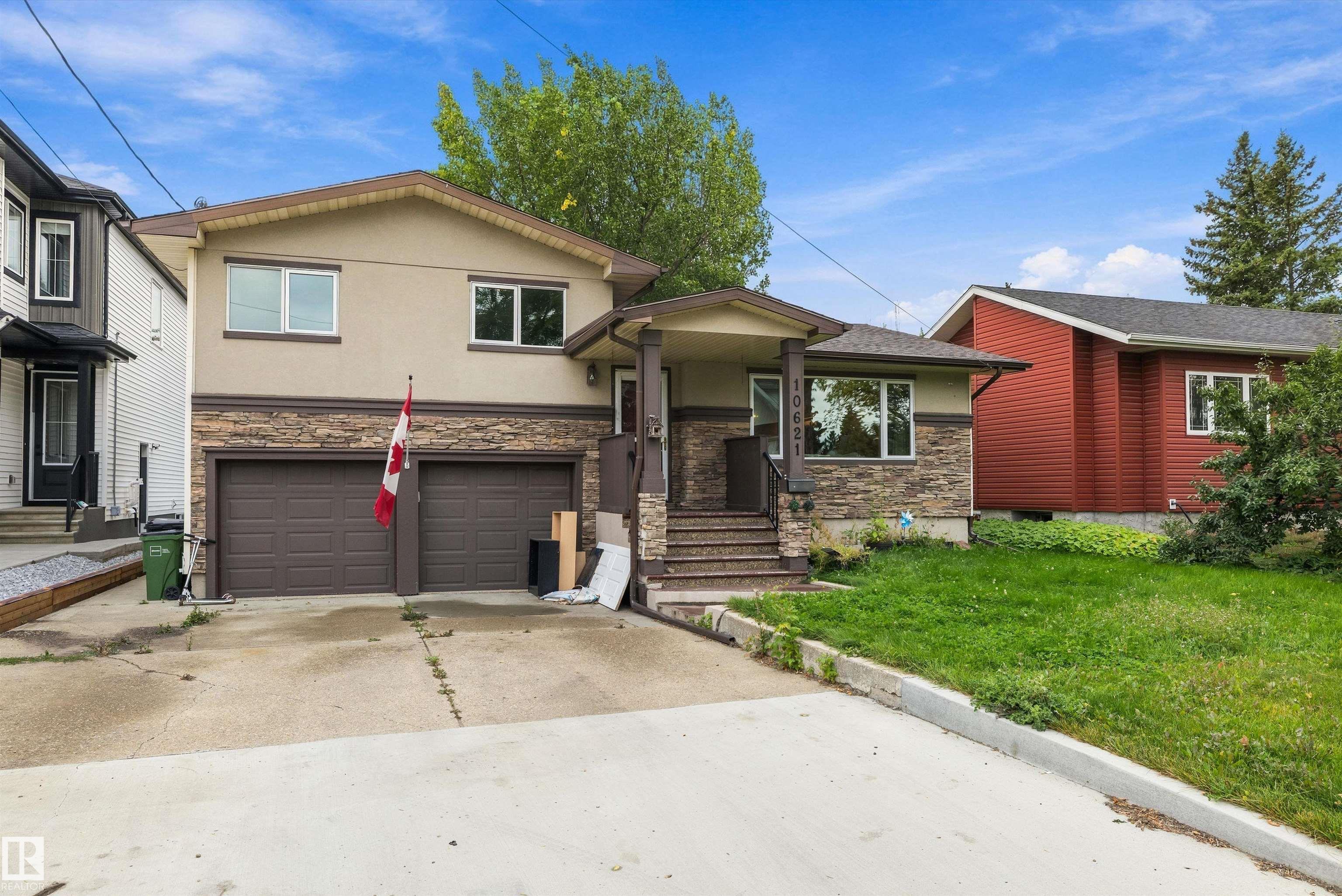 Photo 2 at 10621 60a Avenue NW, Pleasantview, Edmonton