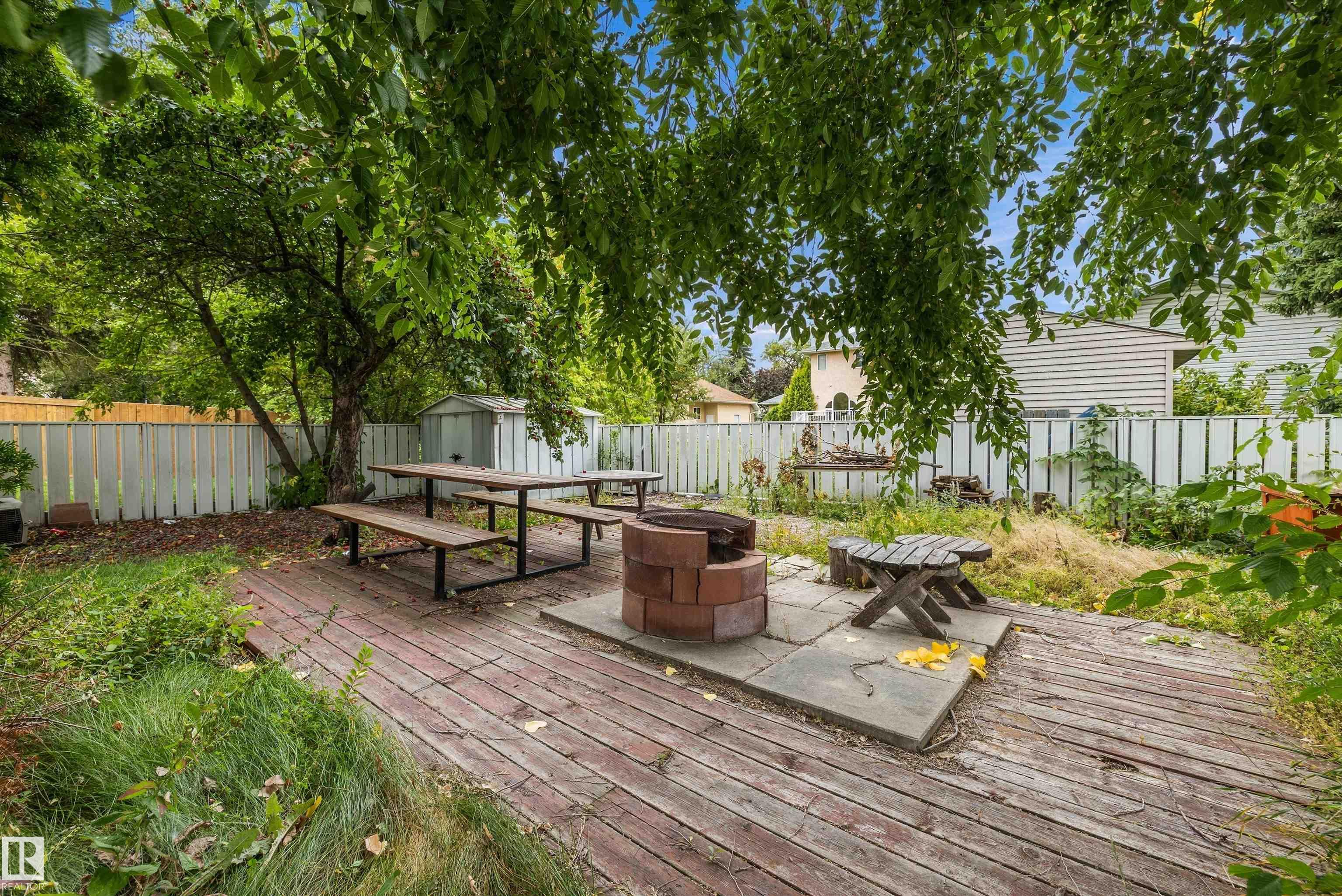 Photo 26 at 10621 60a Avenue NW, Pleasantview, Edmonton