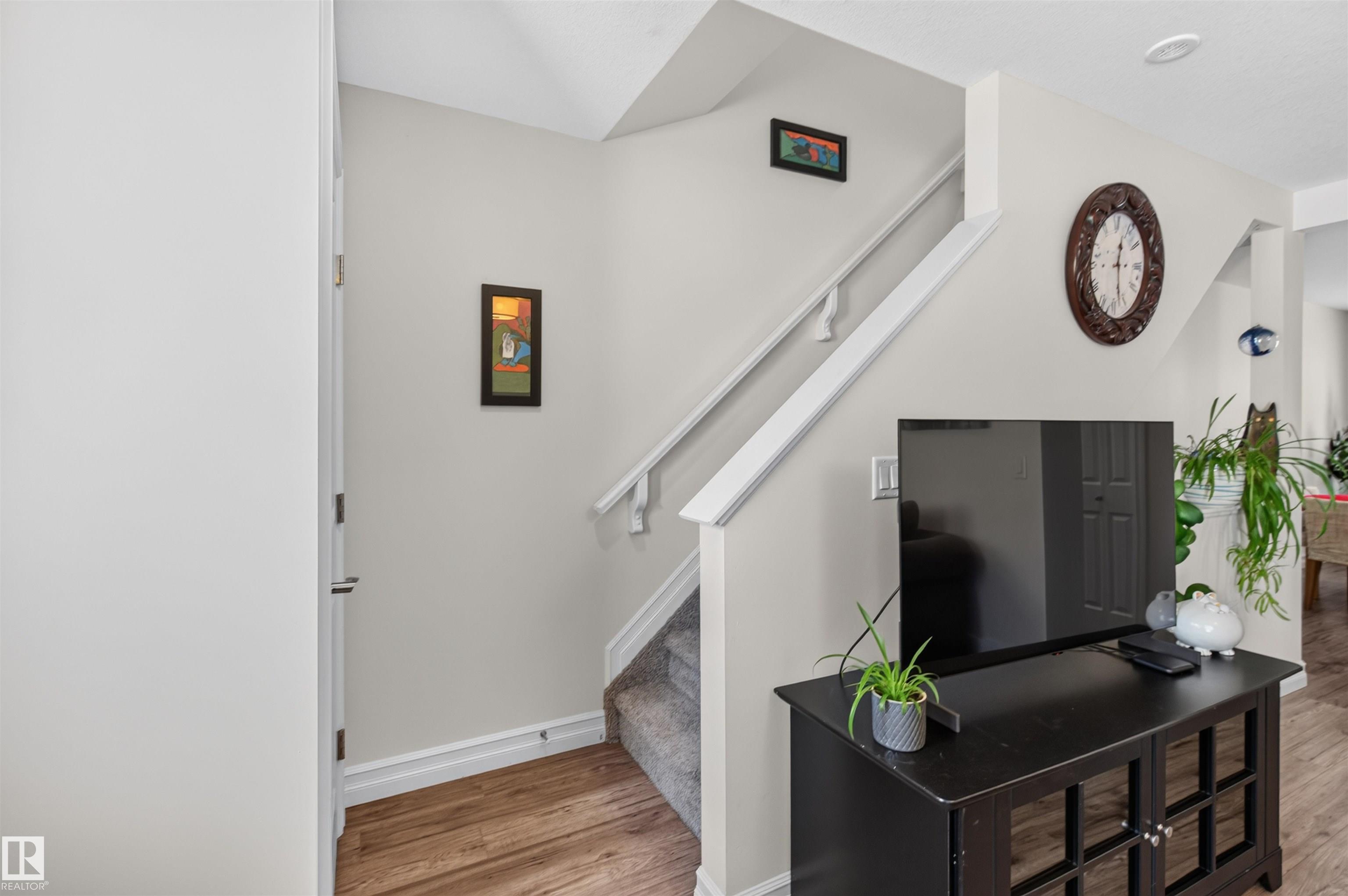 Photo 14 at 35 - 1508 105 Street NW, Bearspaw, Edmonton