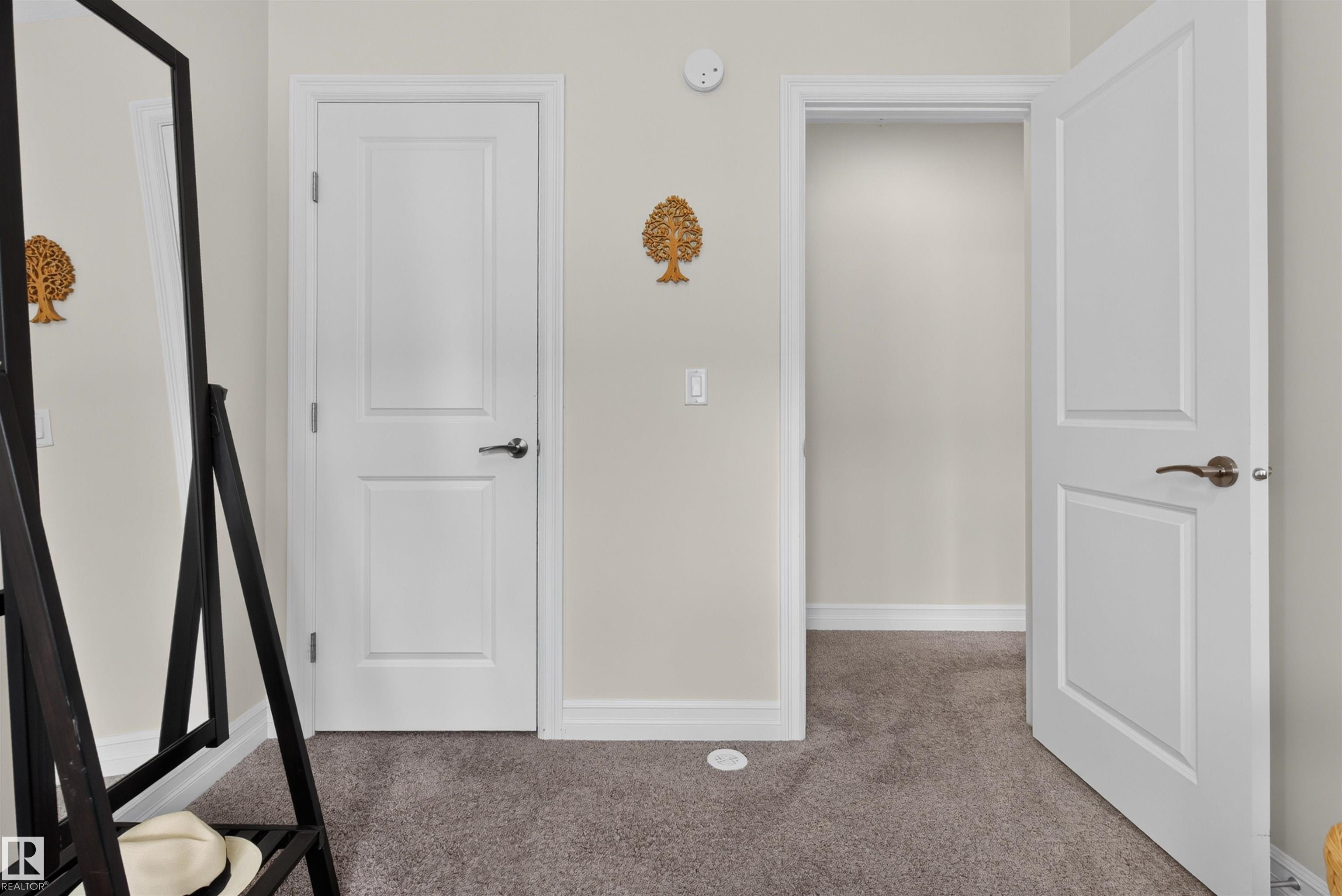 Photo 19 at 35 - 1508 105 Street NW, Bearspaw, Edmonton