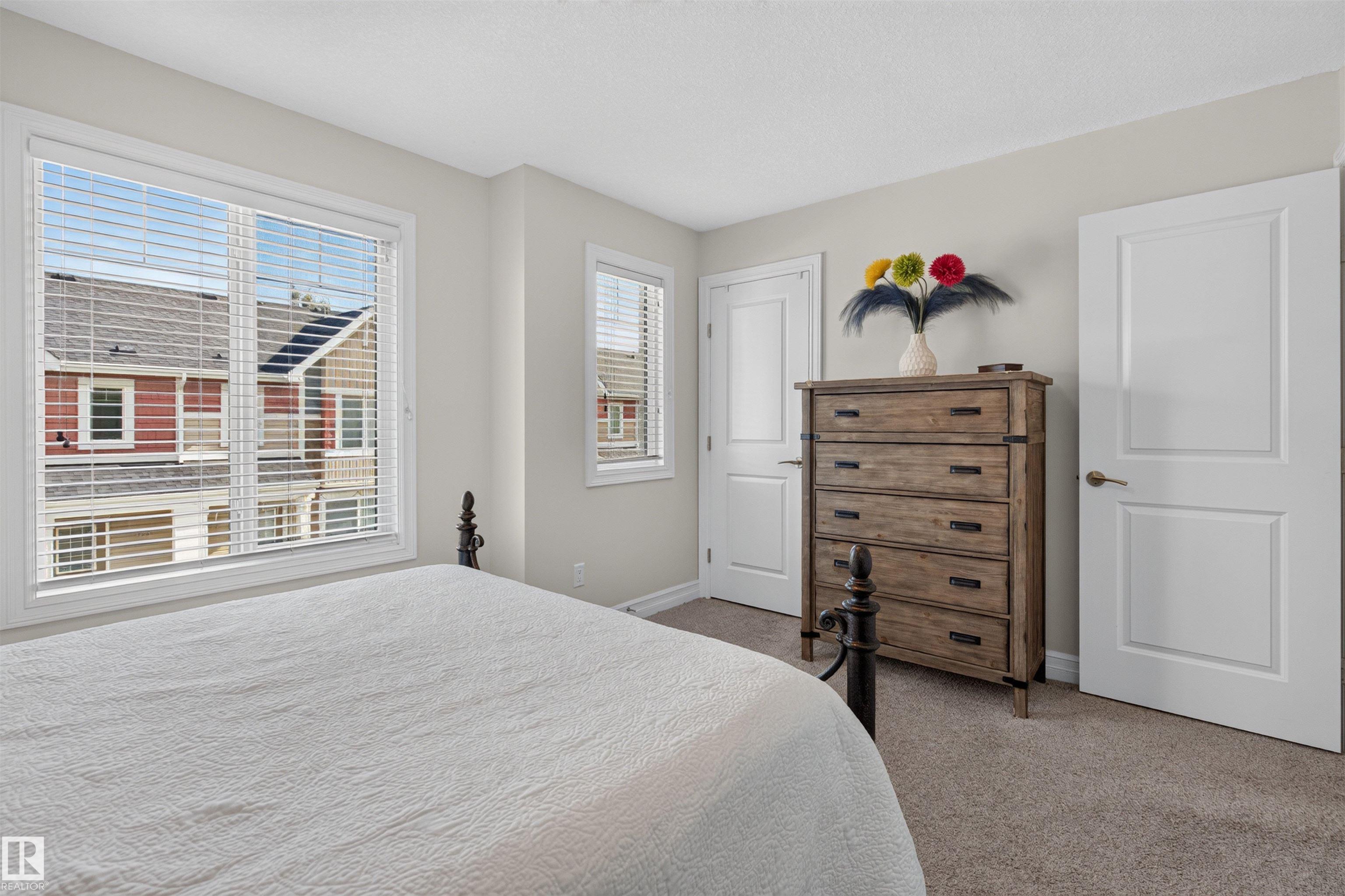 Photo 23 at 35 - 1508 105 Street NW, Bearspaw, Edmonton
