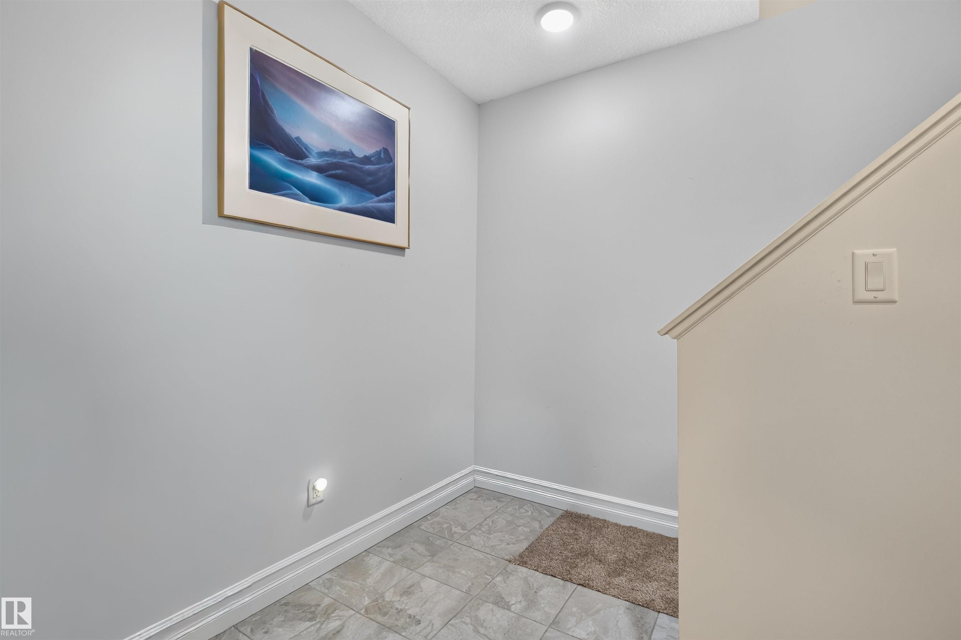 Photo 26 at 35 - 1508 105 Street NW, Bearspaw, Edmonton