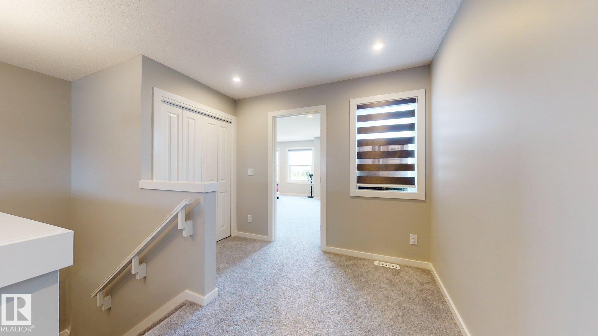 Photo 21 at 607 31 Avenue NW, Maple Crest, Edmonton