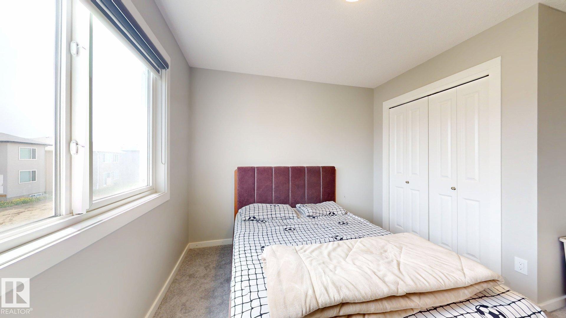 Photo 32 at 607 31 Avenue NW, Maple Crest, Edmonton