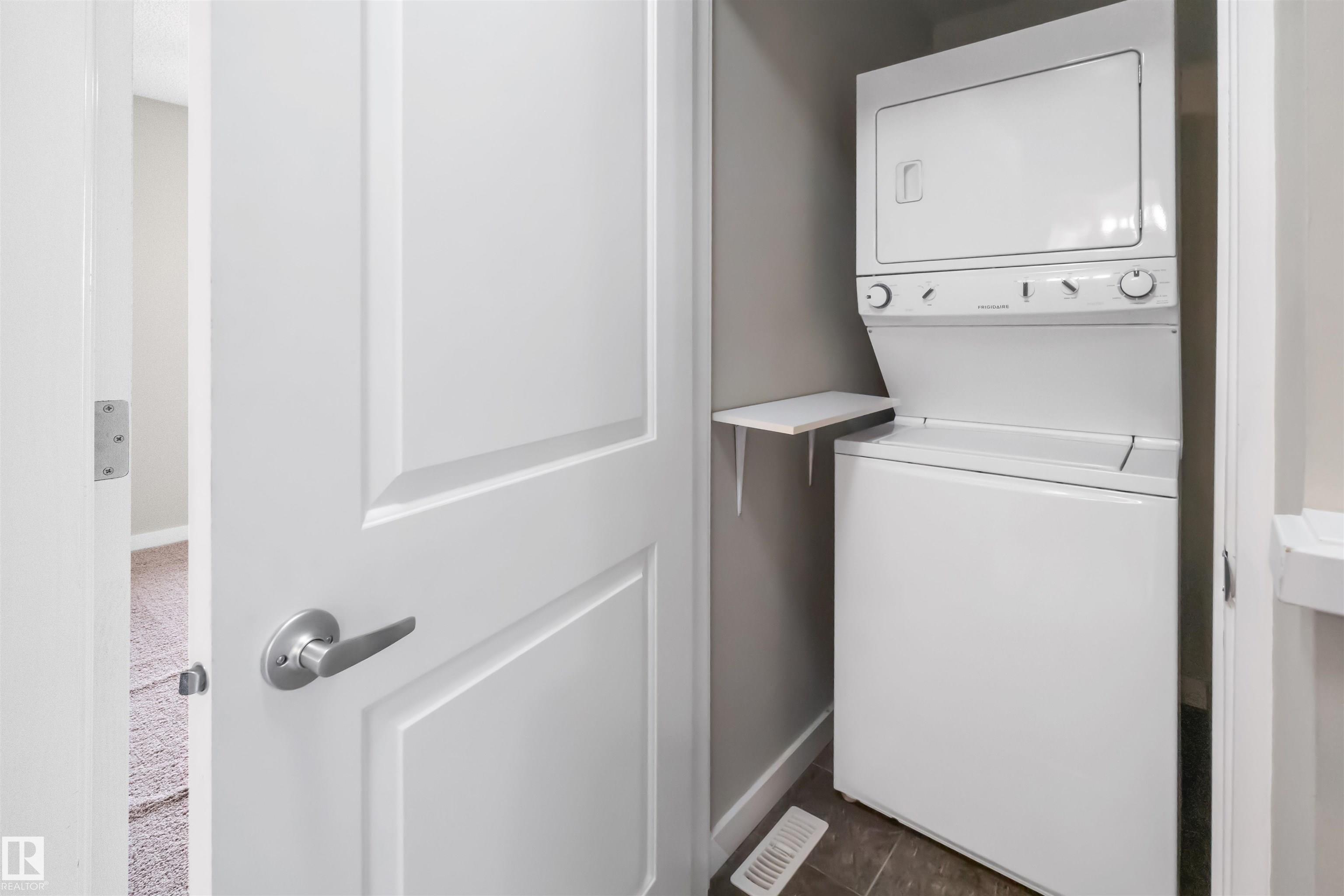 Photo 24 at 13 - 2803 James Mowatt Trail SW, Callaghan, Edmonton