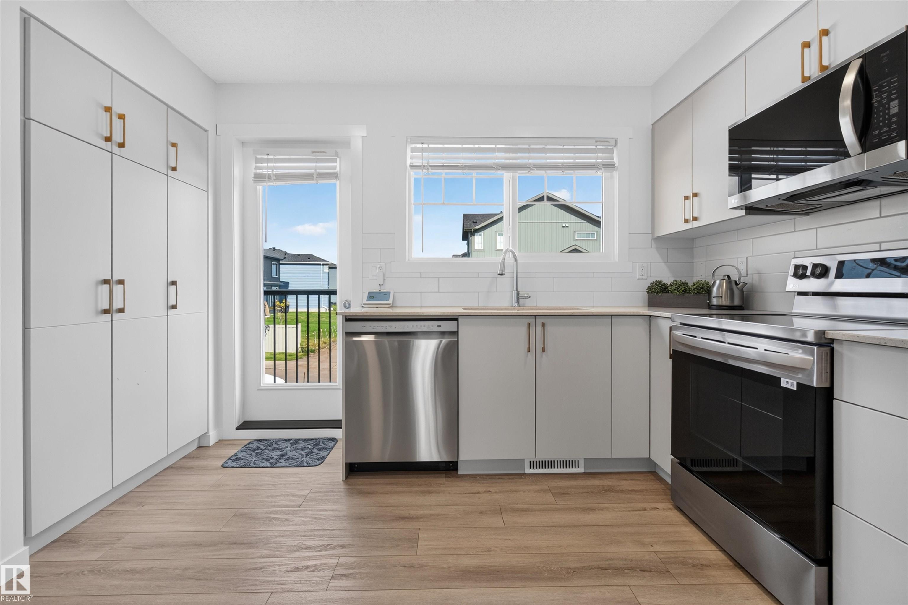 Photo 13 at 22709 84 Avenue NW, Rosenthal, Edmonton