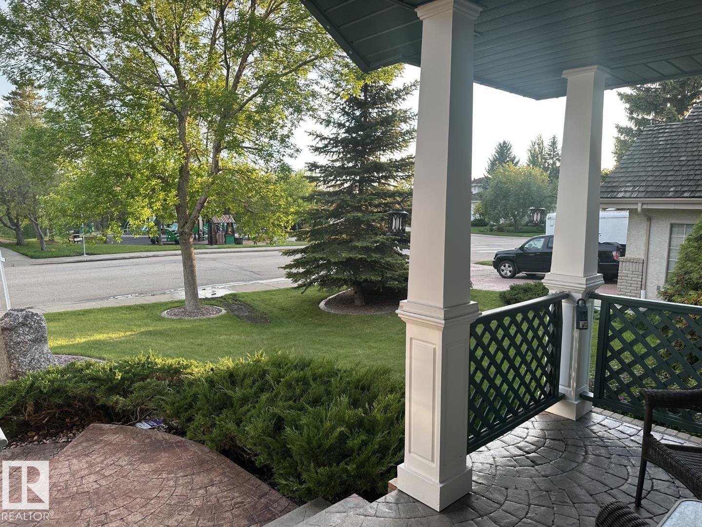Photo 5 at 170 Blackburn Drive W SW, Blackburne, Edmonton