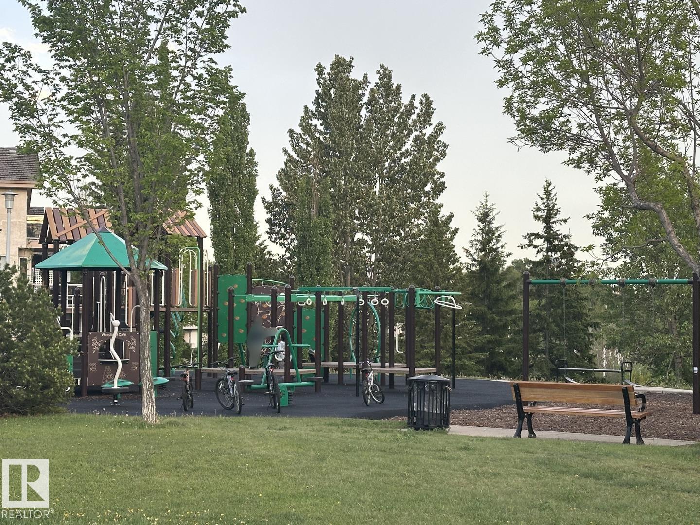 Photo 7 at 170 Blackburn Drive W SW, Blackburne, Edmonton