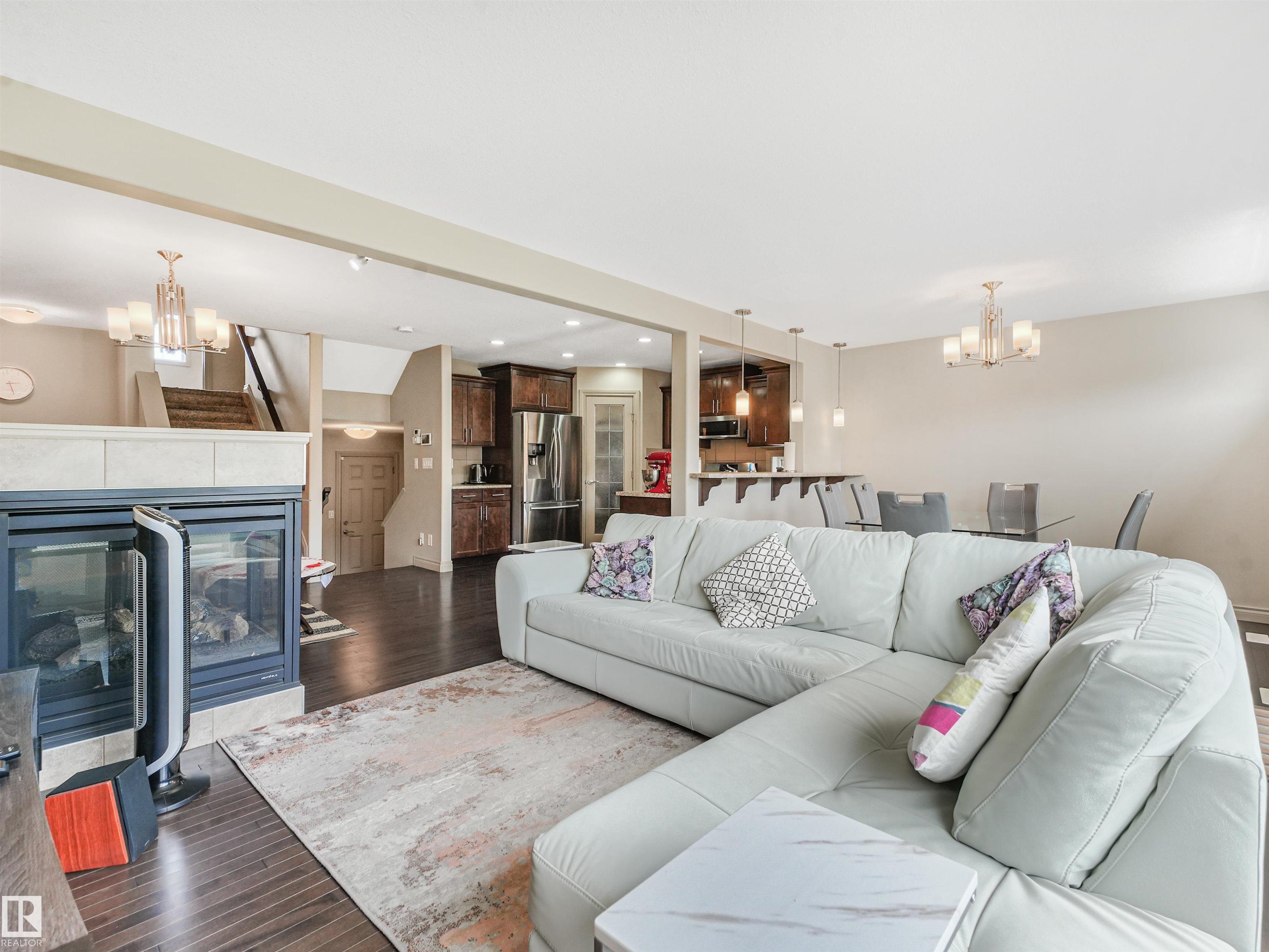 Photo 11 at 3897 Gallinger Loop NW, Granville, Edmonton