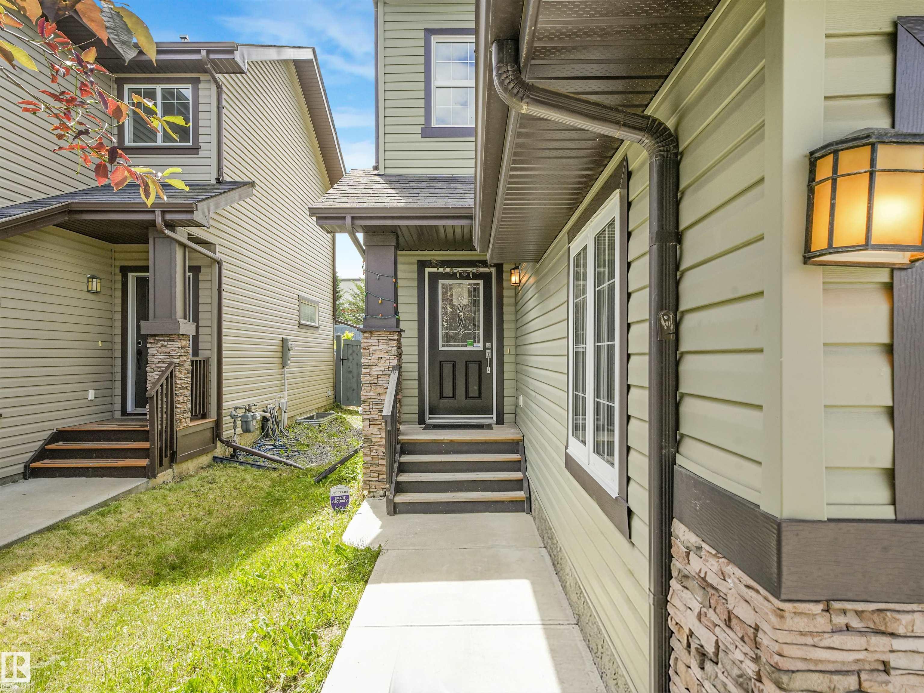 Photo 4 at 3897 Gallinger Loop NW, Granville, Edmonton